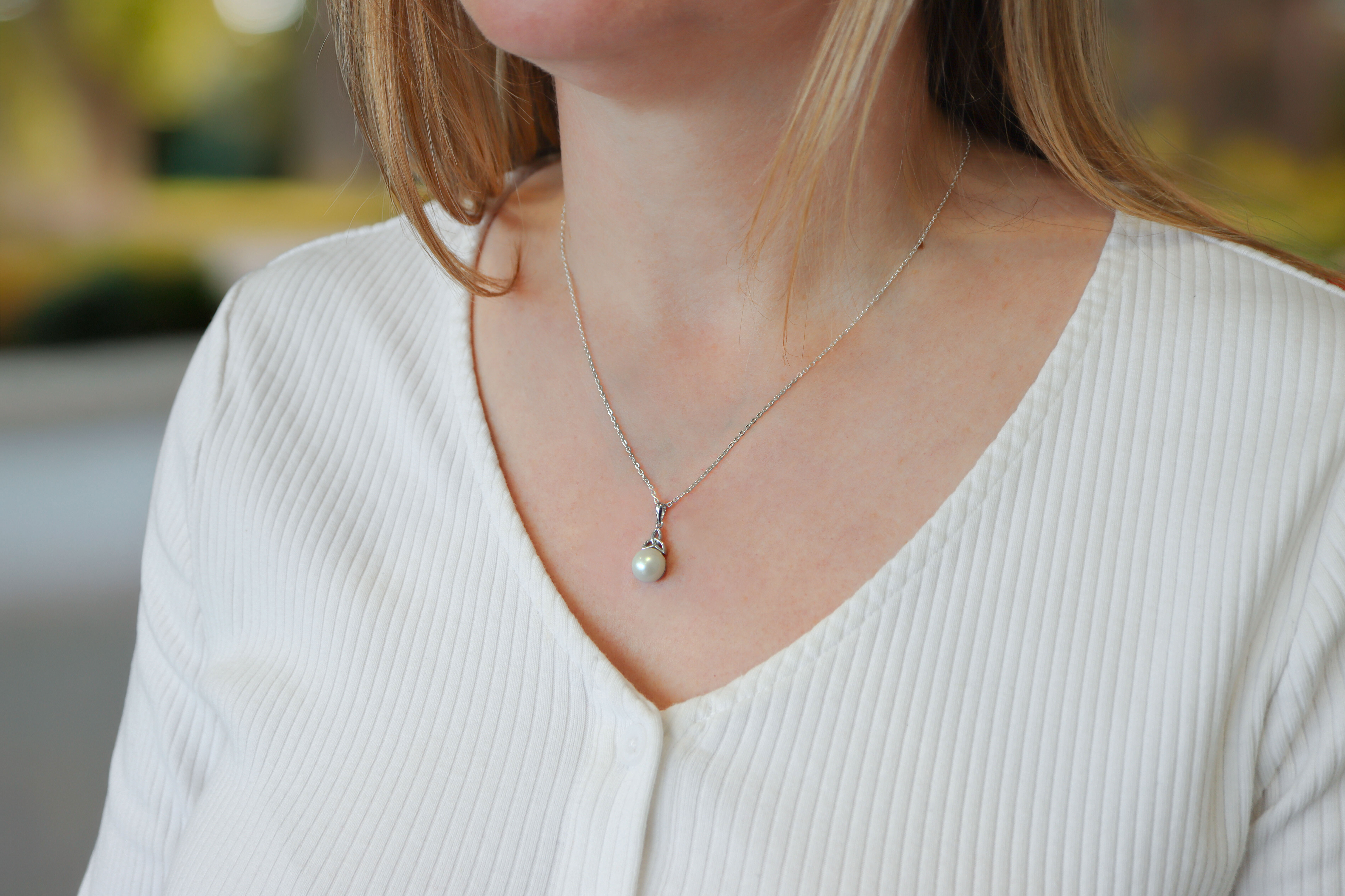 Sterling Silver Pearl Trinity Knot Necklace S Ku 10366 ladies model