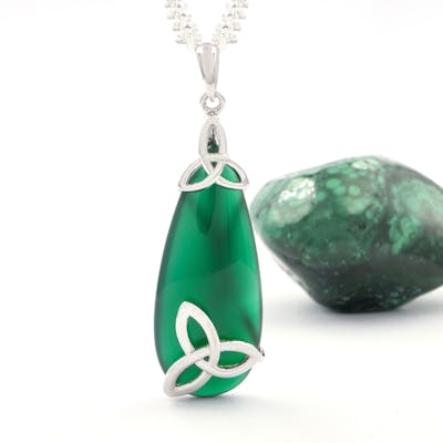 Sterling Silver Trinity Knot Pendant Set with Green Agate