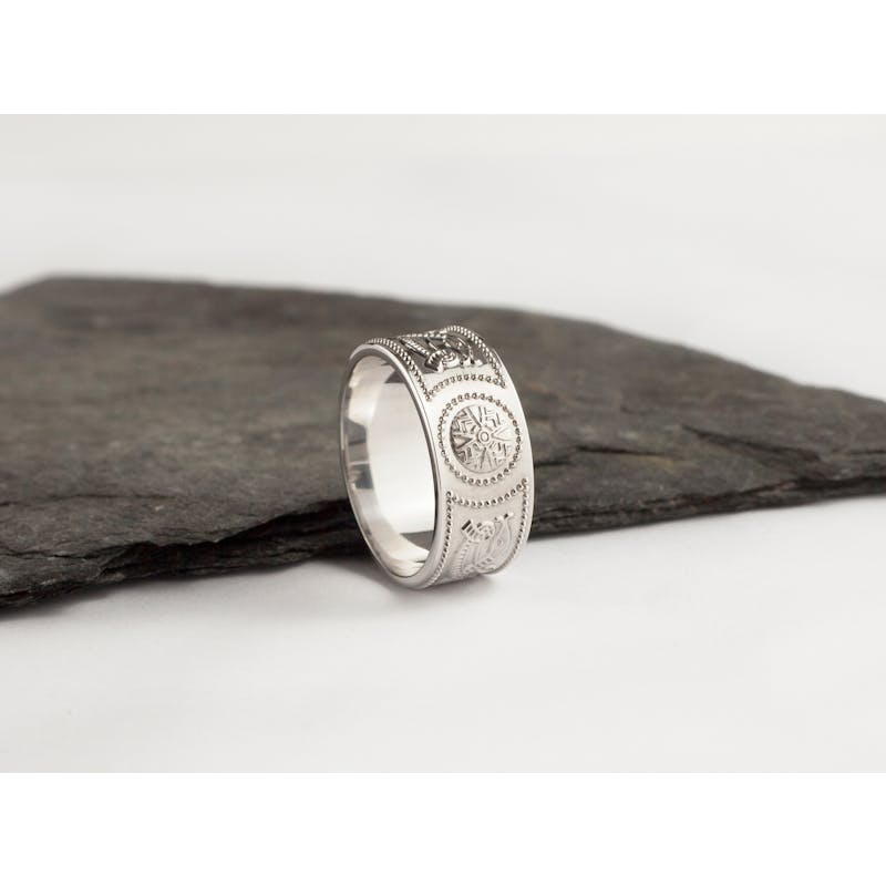 Authentic 14K White Gold Celtic Knot Ring