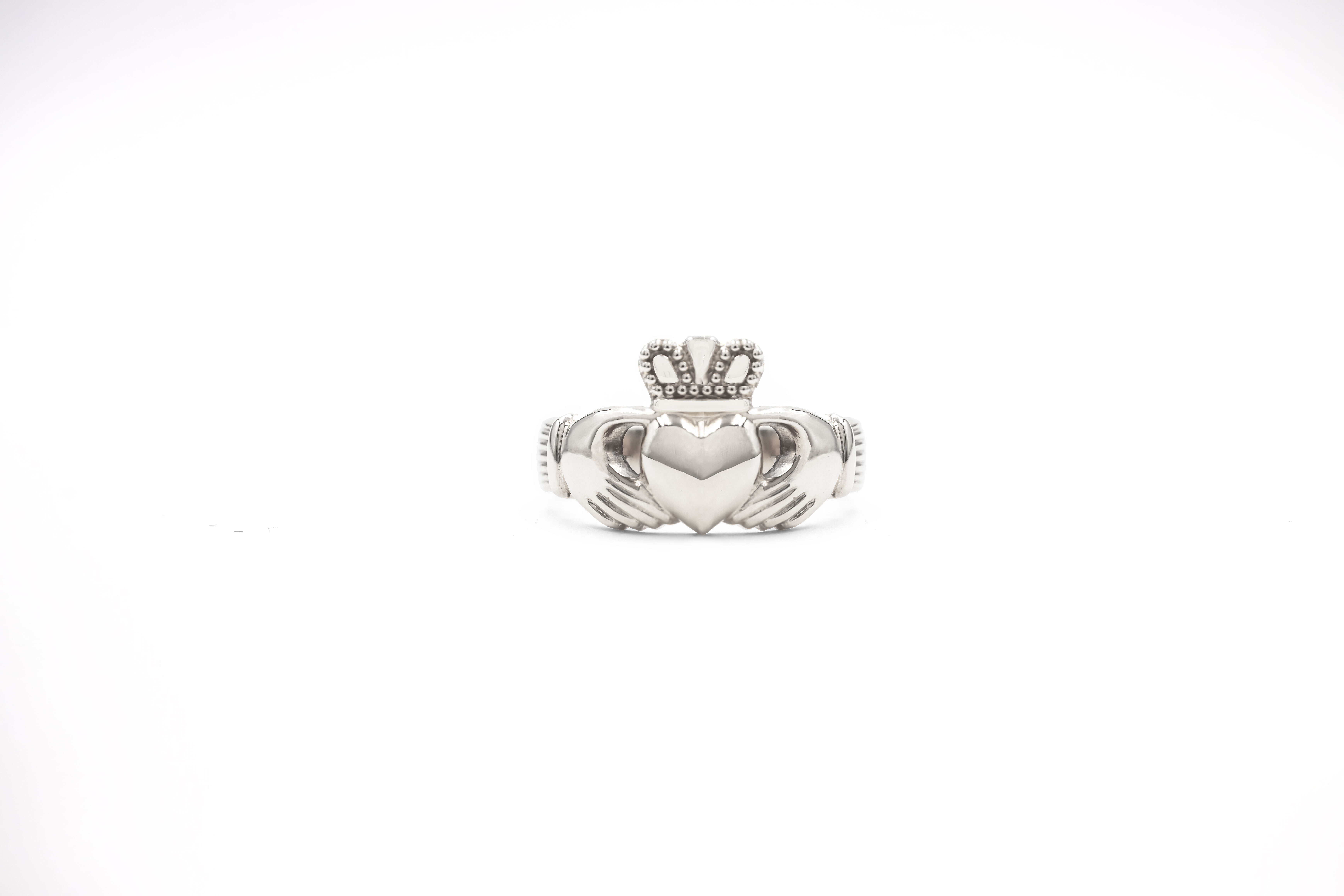 Striking Sterling Silver Claddagh Ring For Women