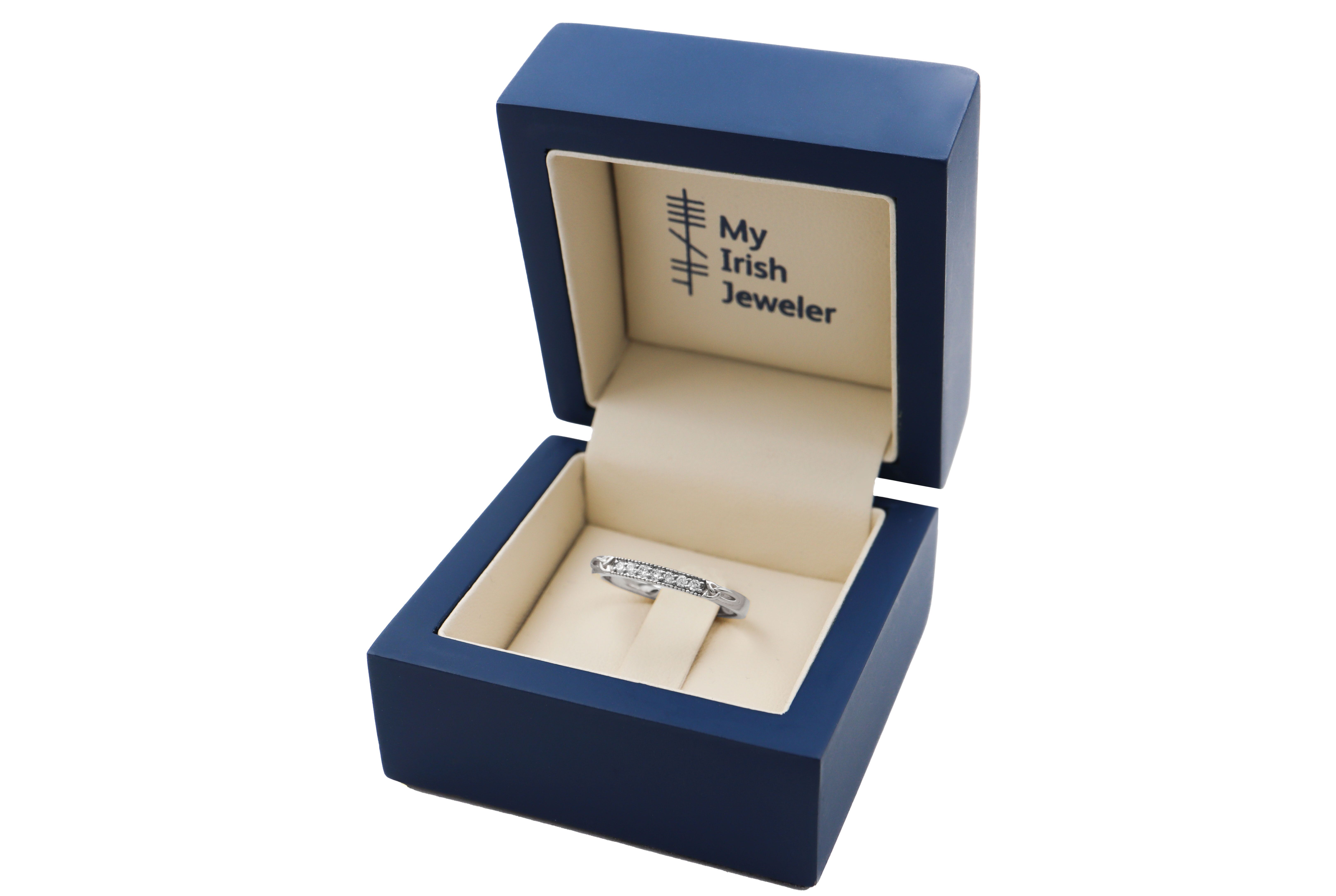 Womens Authentic Polished Platinum 950 Trinity Knot 2.0mm Ring. In Luxury Packaging.