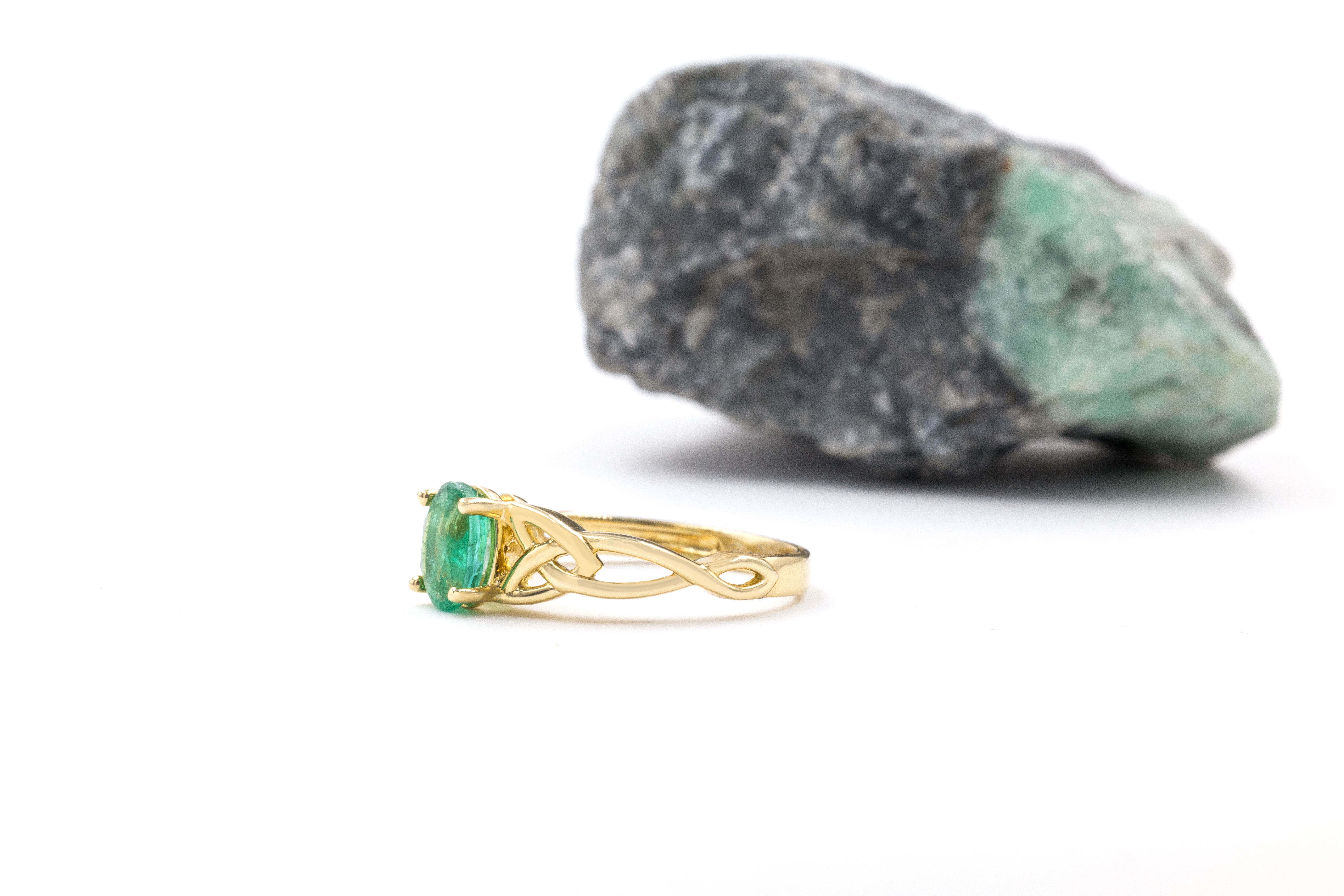 Womens Polished Yellow Gold Trinity Knot Ring