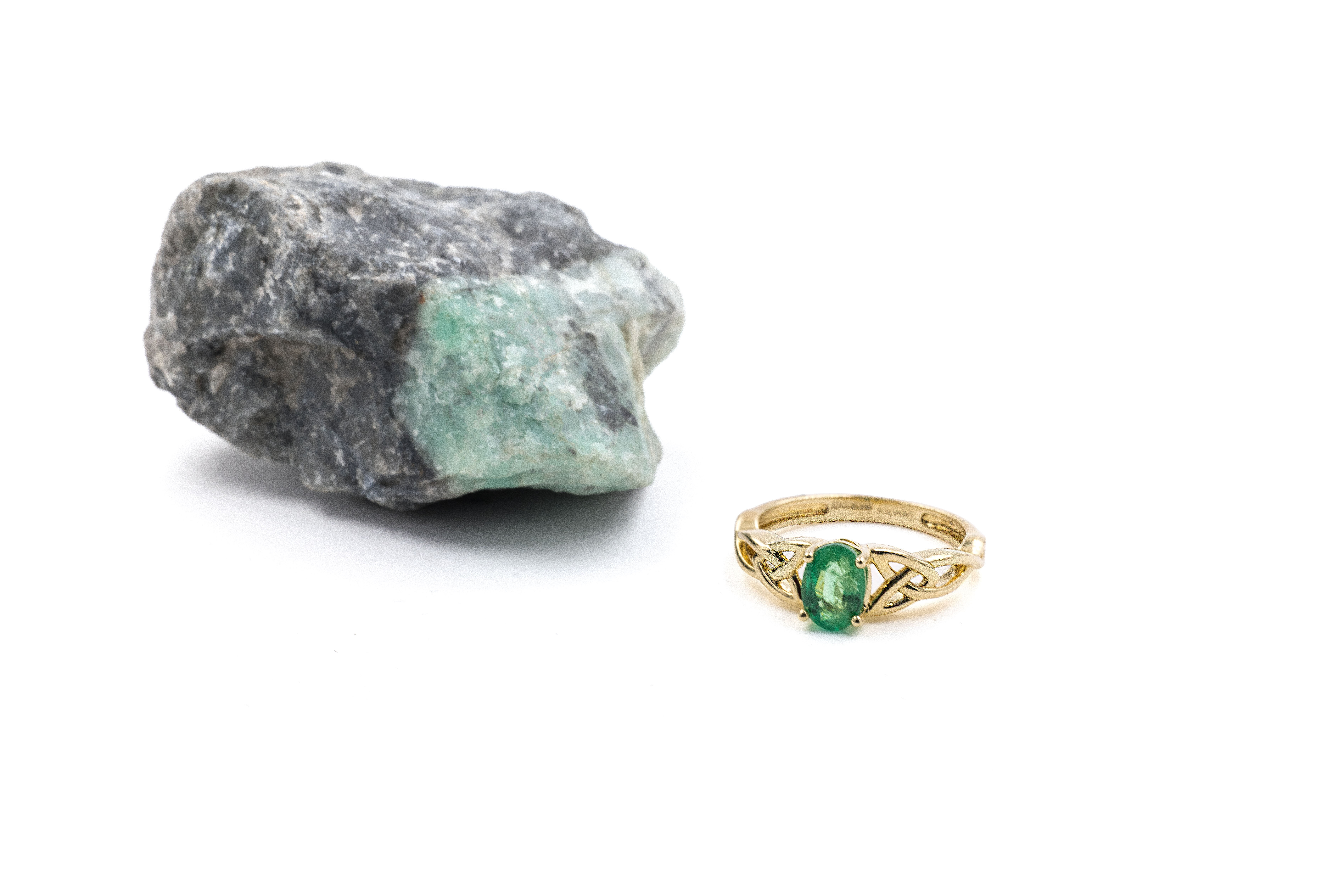 Real 14K Yellow Gold Trinity Knot 0.70ct Natural Emerald Engagement Ring For Women With a Polished Finish