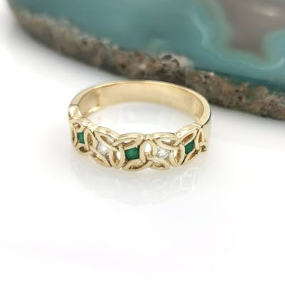 14k Trinity Knot Ring with Emeralds and Diamonds