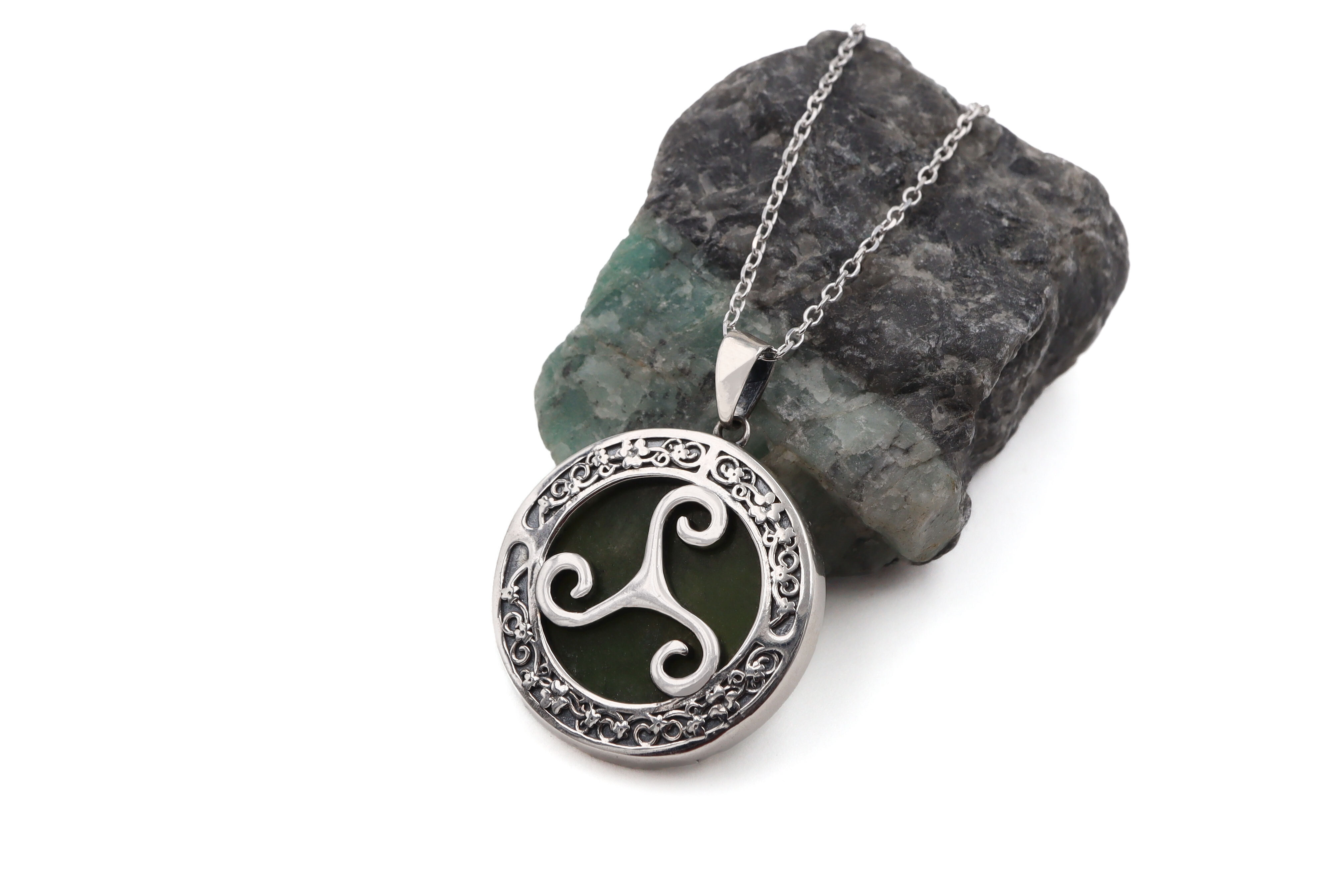 Triskele Connemara Marble necklace Sku 25209 fron 2