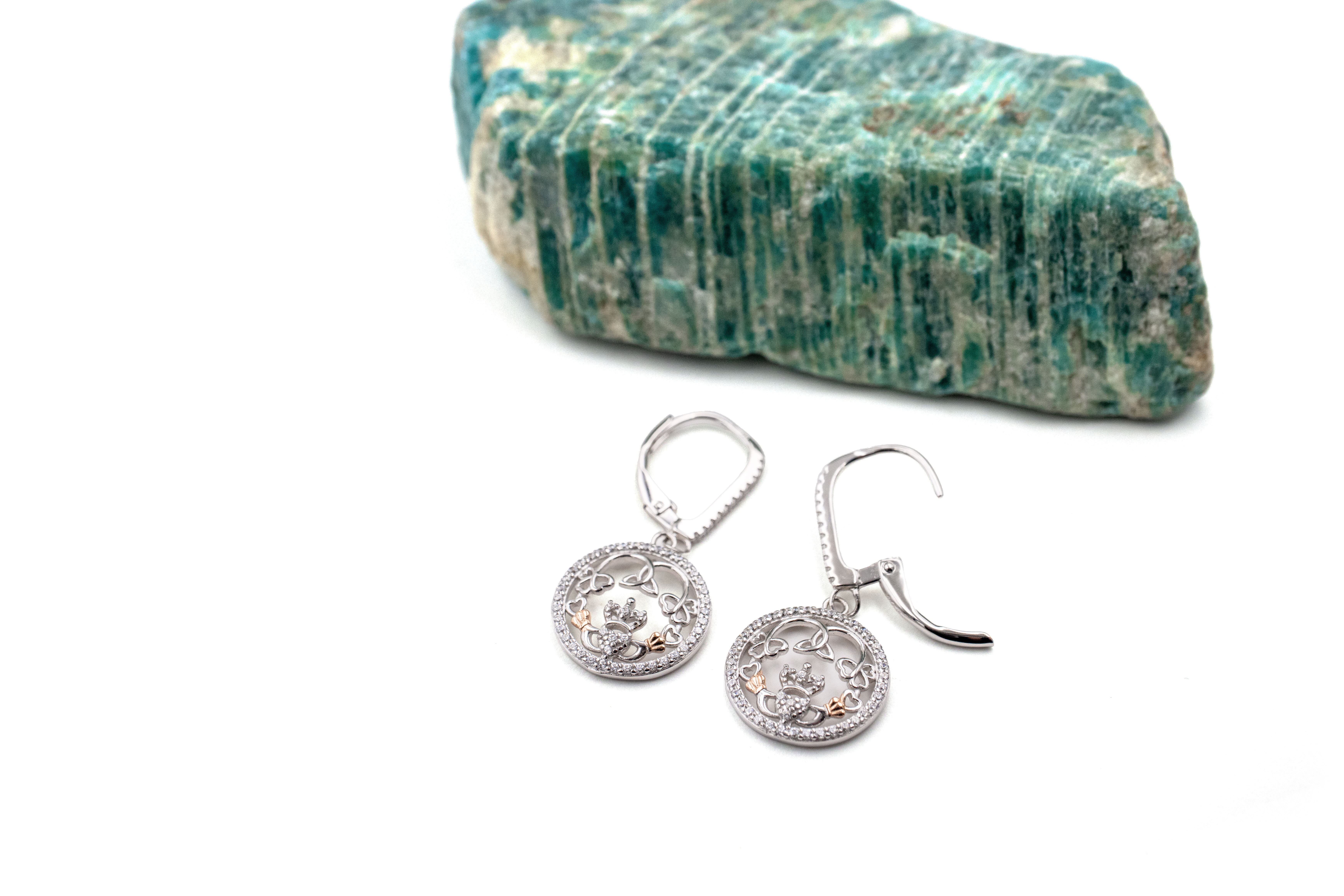 Irish Sterling Silver Claddagh Gift Set For Women With a Polished Finish. Photographed Open.