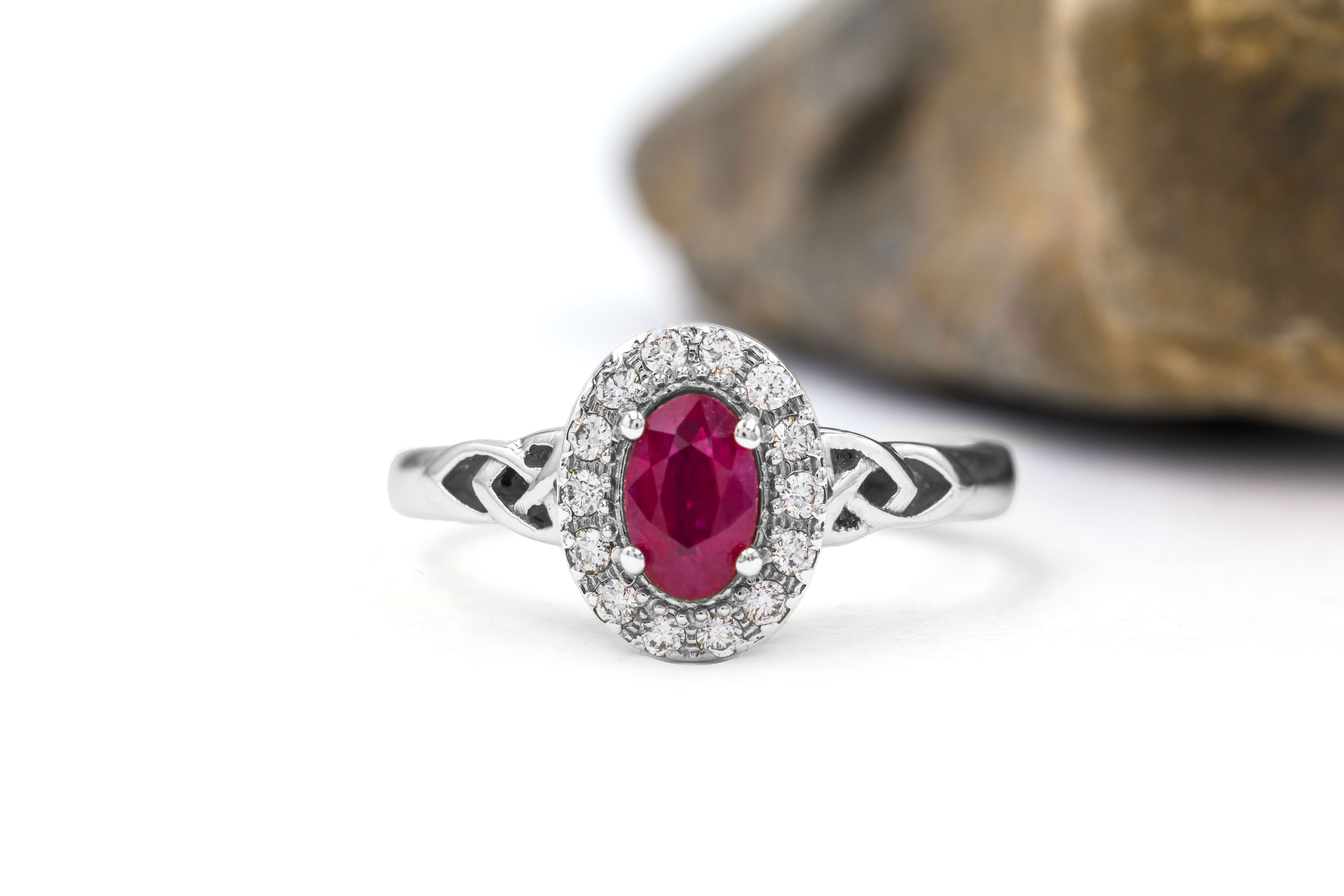 Genuine 18K White Gold Trinity Knot & Celtic Knot Engagement Ring For Women