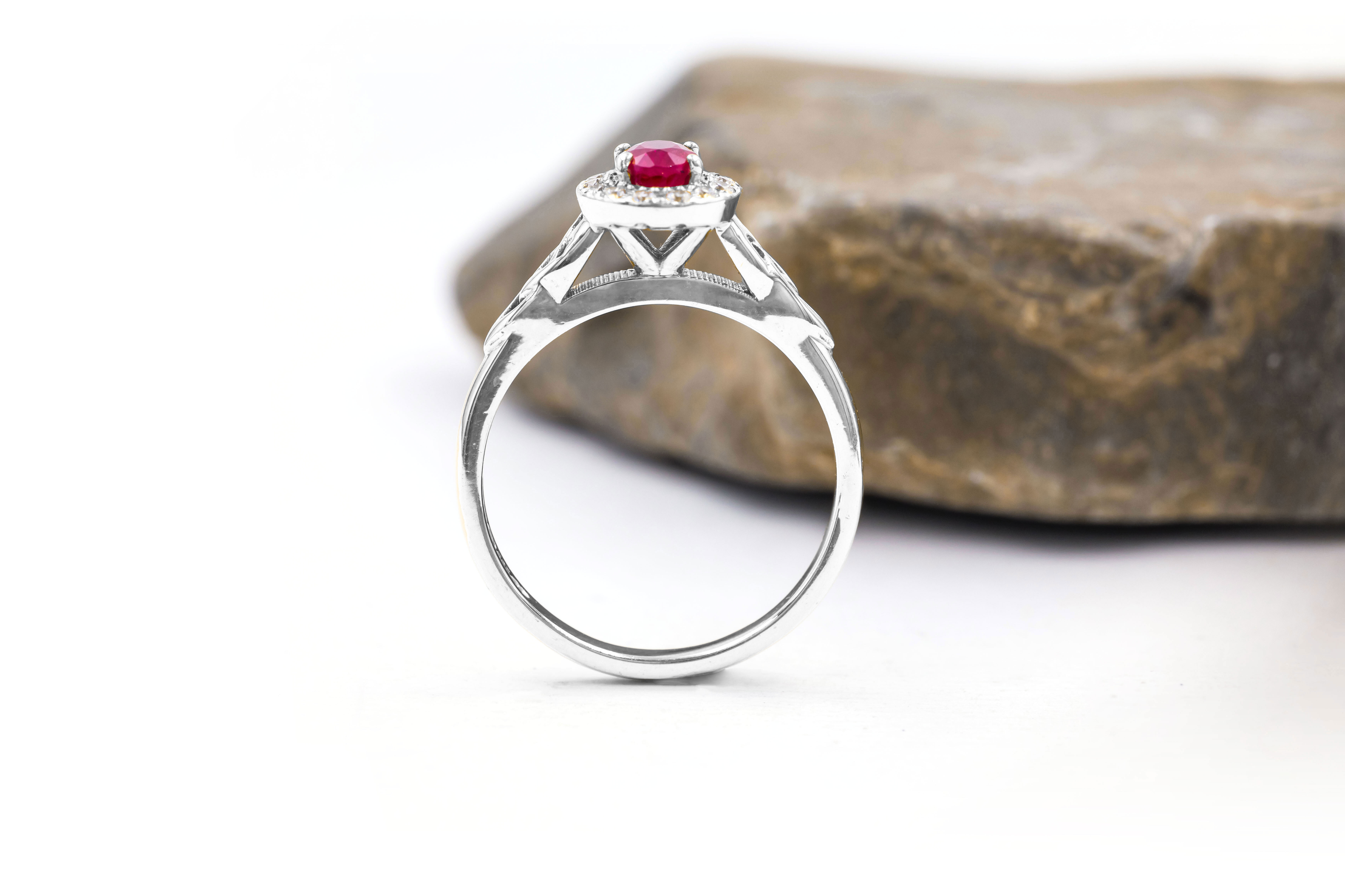 Irish White Gold Trinity Knot Ring For Women. Side View.