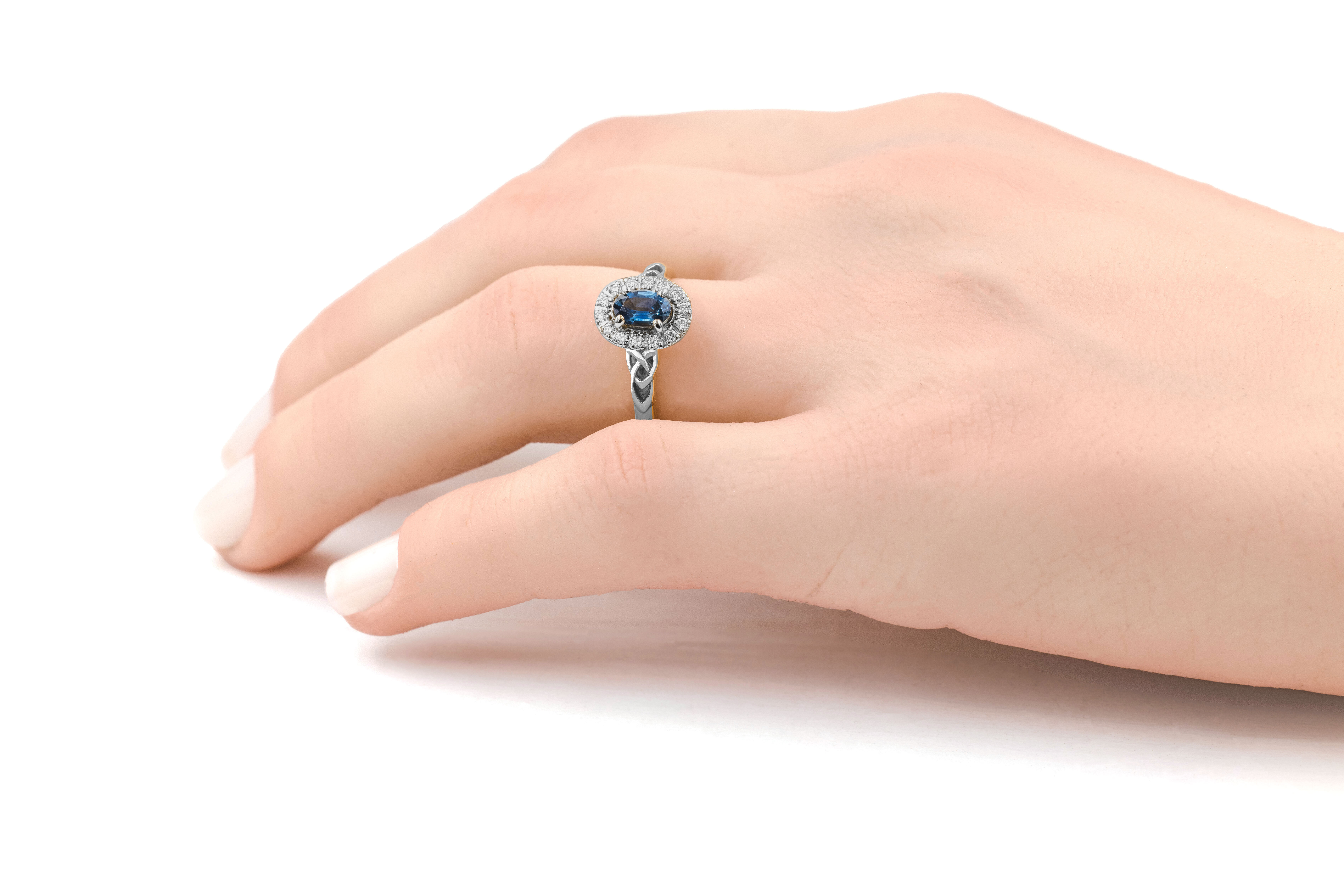 Womens Platinum 950 Trinity Knot 0.50ct Natural Sapphire Ring - Model Photo