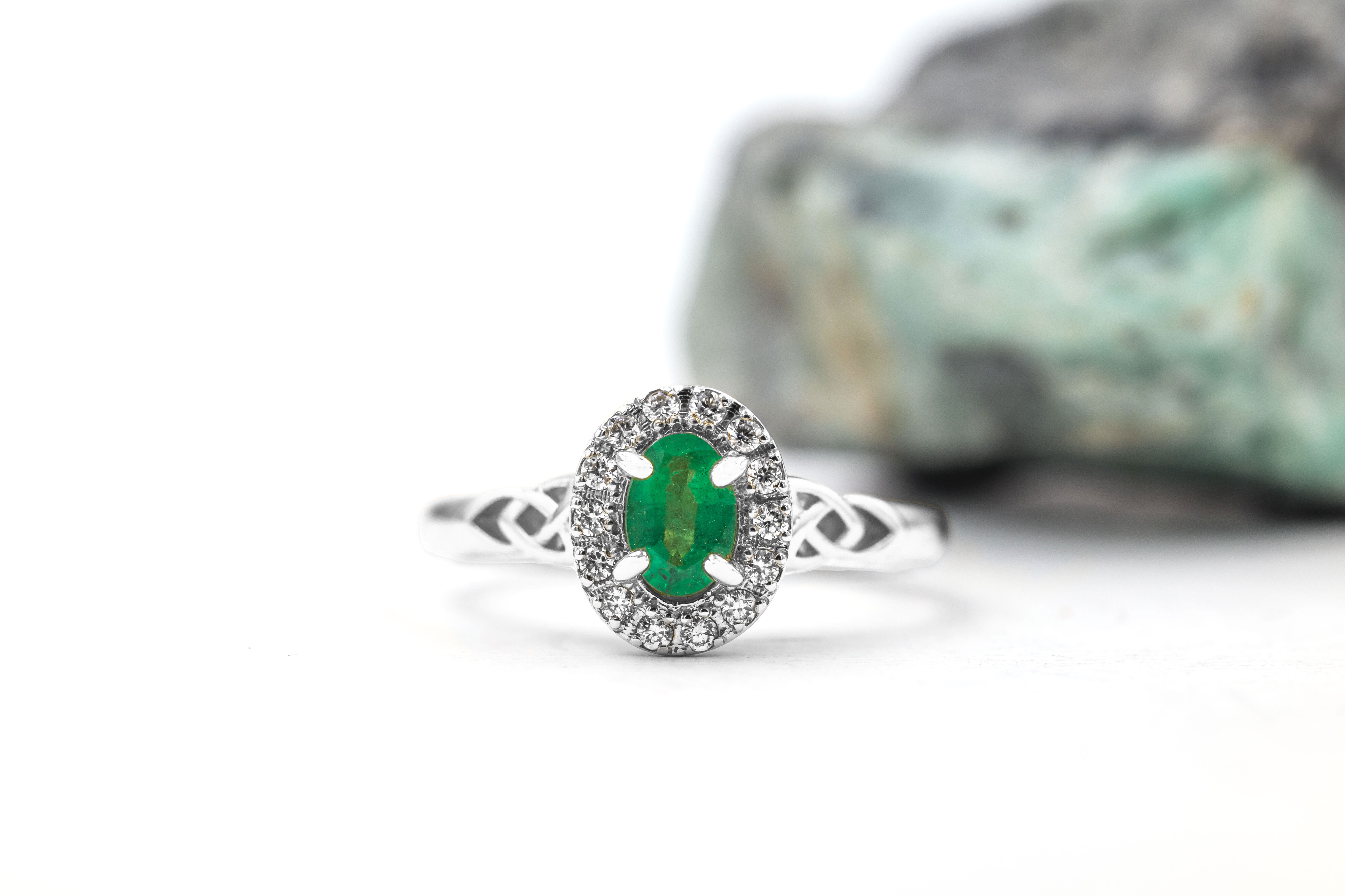 Real Platinum 950 Trinity Knot & Celtic Knot 0.50ct Natural Emerald Ring For Women With a Polished Finish