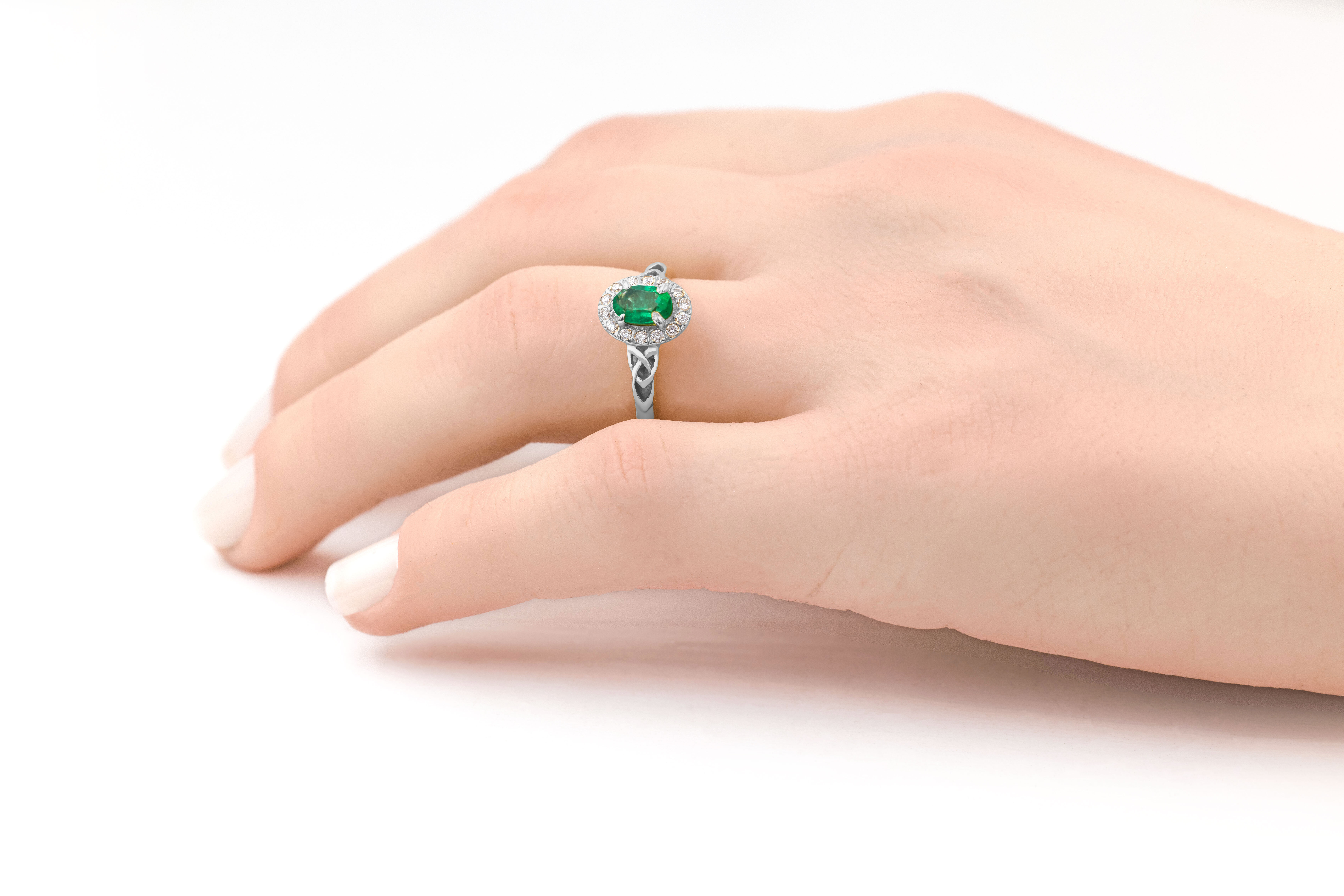 Womens Trinity Knot & Celtic Knot 0.50ct Natural Emerald Ring in Platinum 950 With a Polished Finish - Model Photo