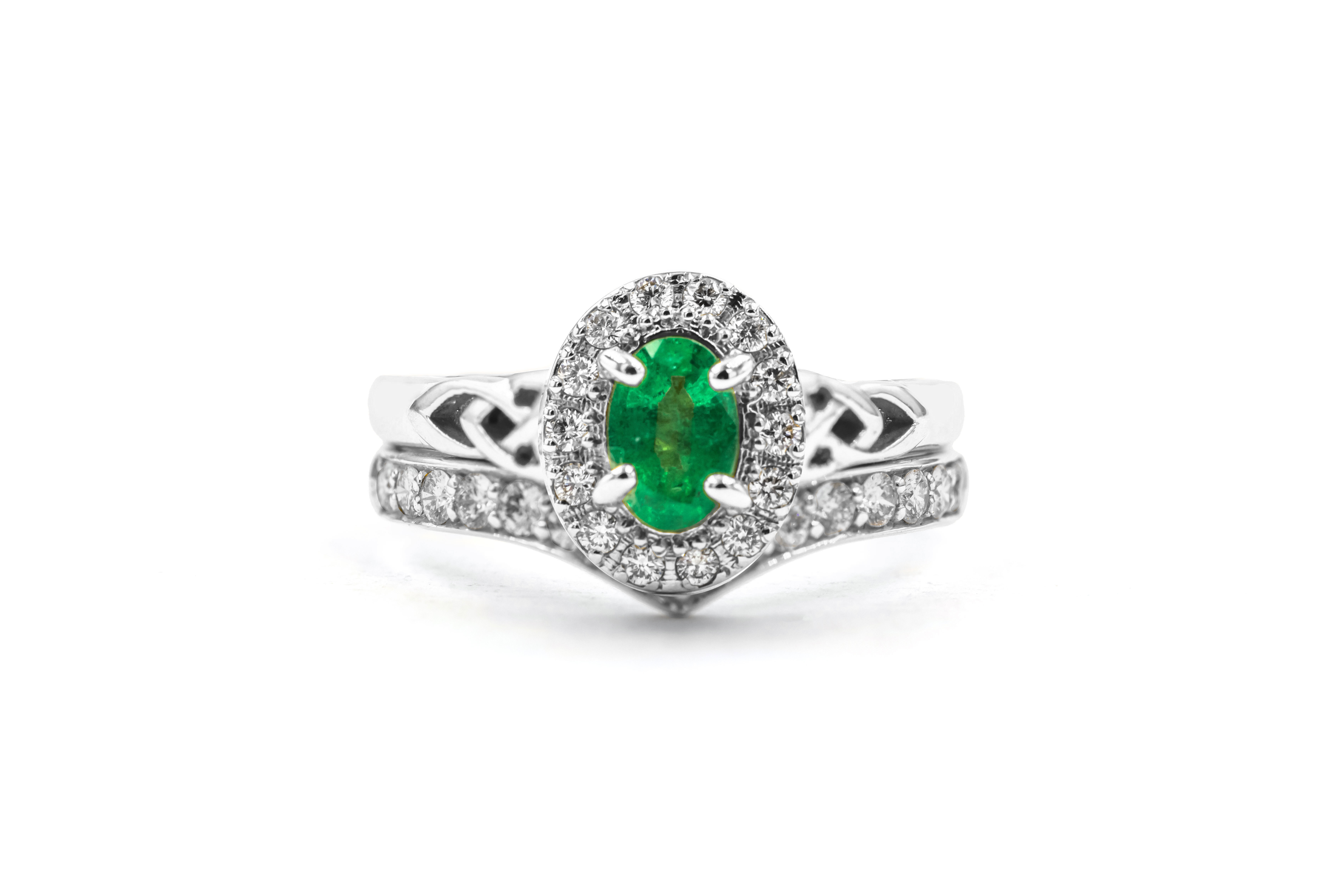 Attractive Platinum 950 Trinity Knot Ring For Women With a Polished Finish