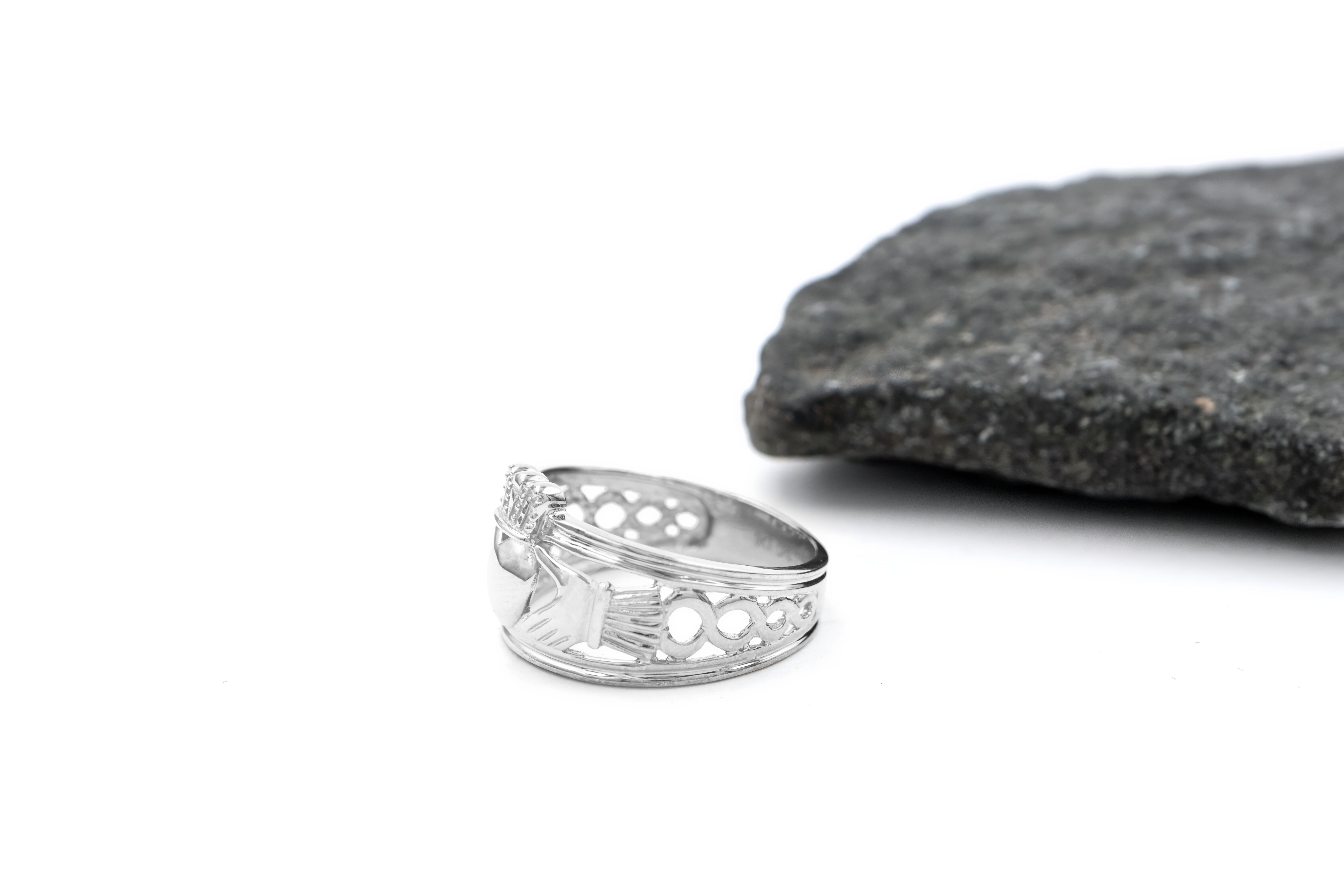 Real White Gold Claddagh Ring For Men - Model Photo. Side View.