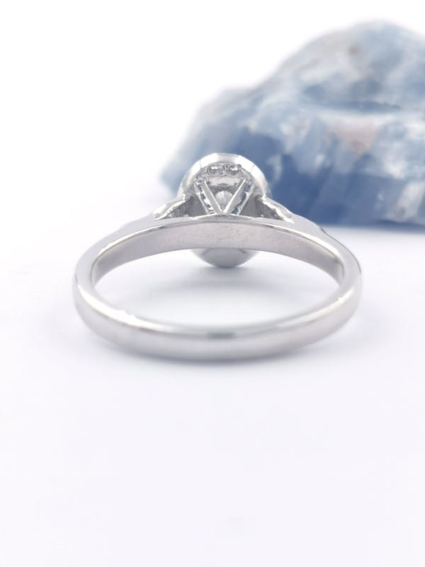 Womens Trinity Knot 0.50ct Lab Grown Diamond Engagement Ring in Real Platinum 950. Picture Of The Reverse Side.