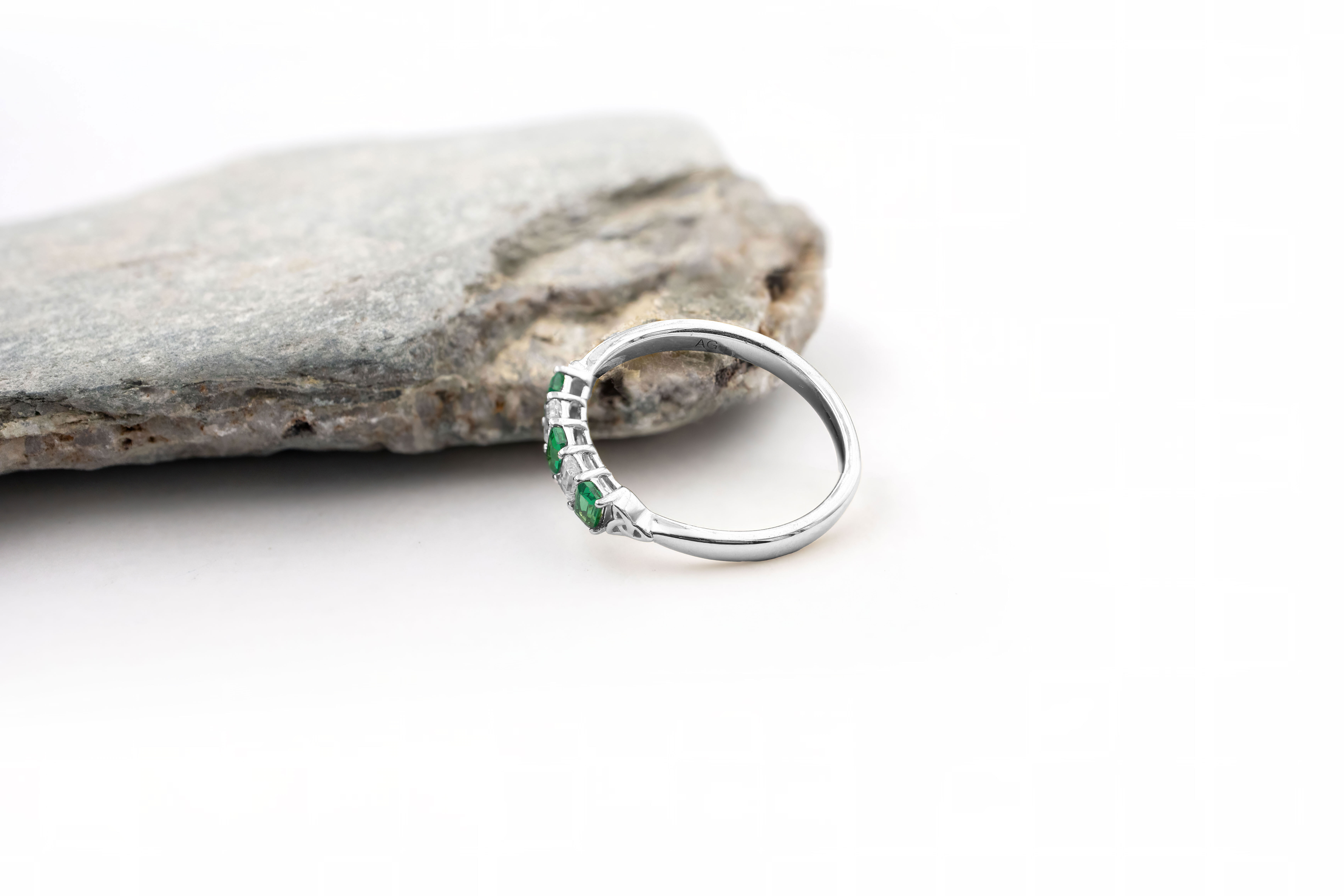 Irish White Gold Trinity Knot 3.0mm Ring With a Polished Finish For Women