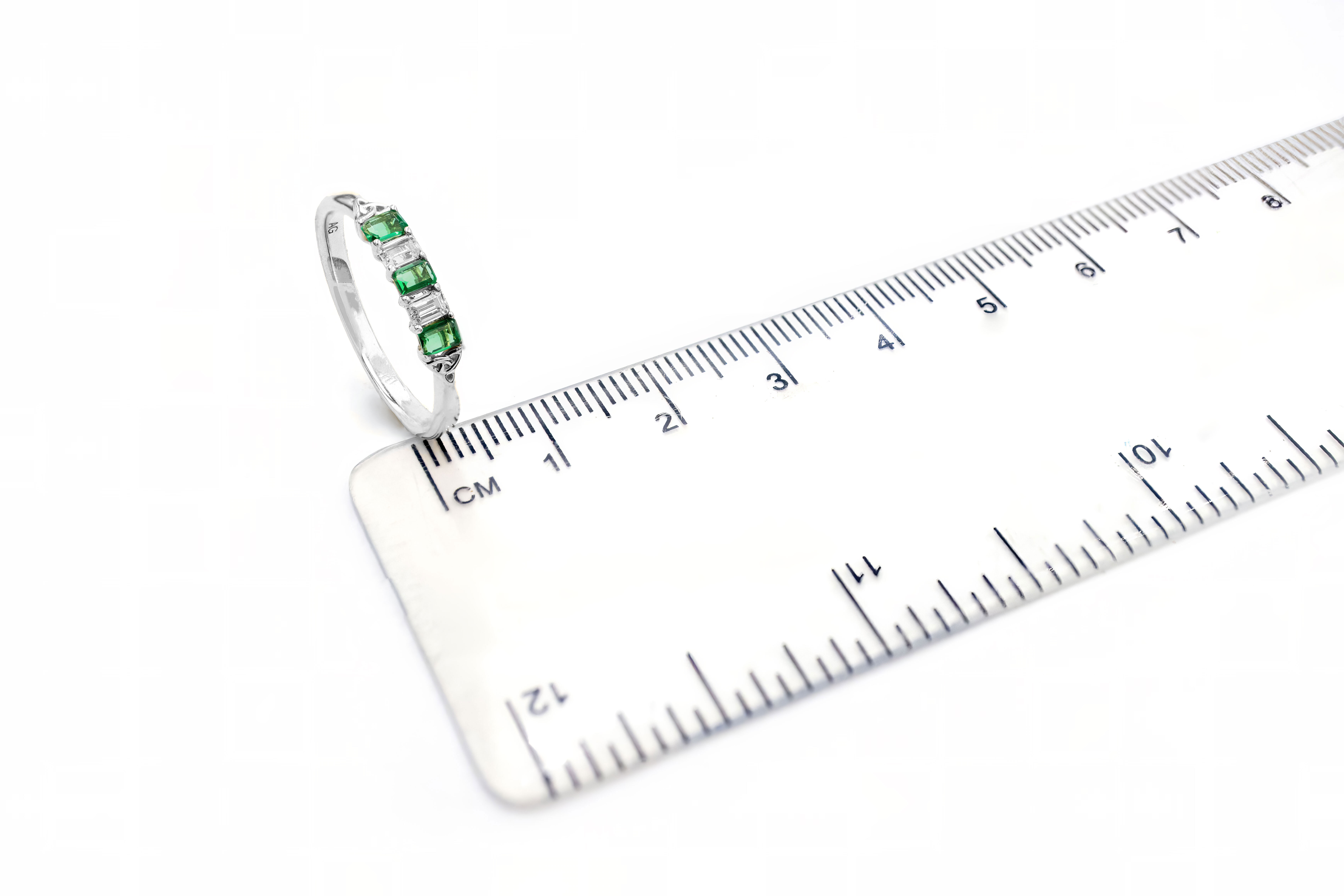 Womens Trinity Knot 2.0mm Ring in 14K White Gold With a Polished Finish