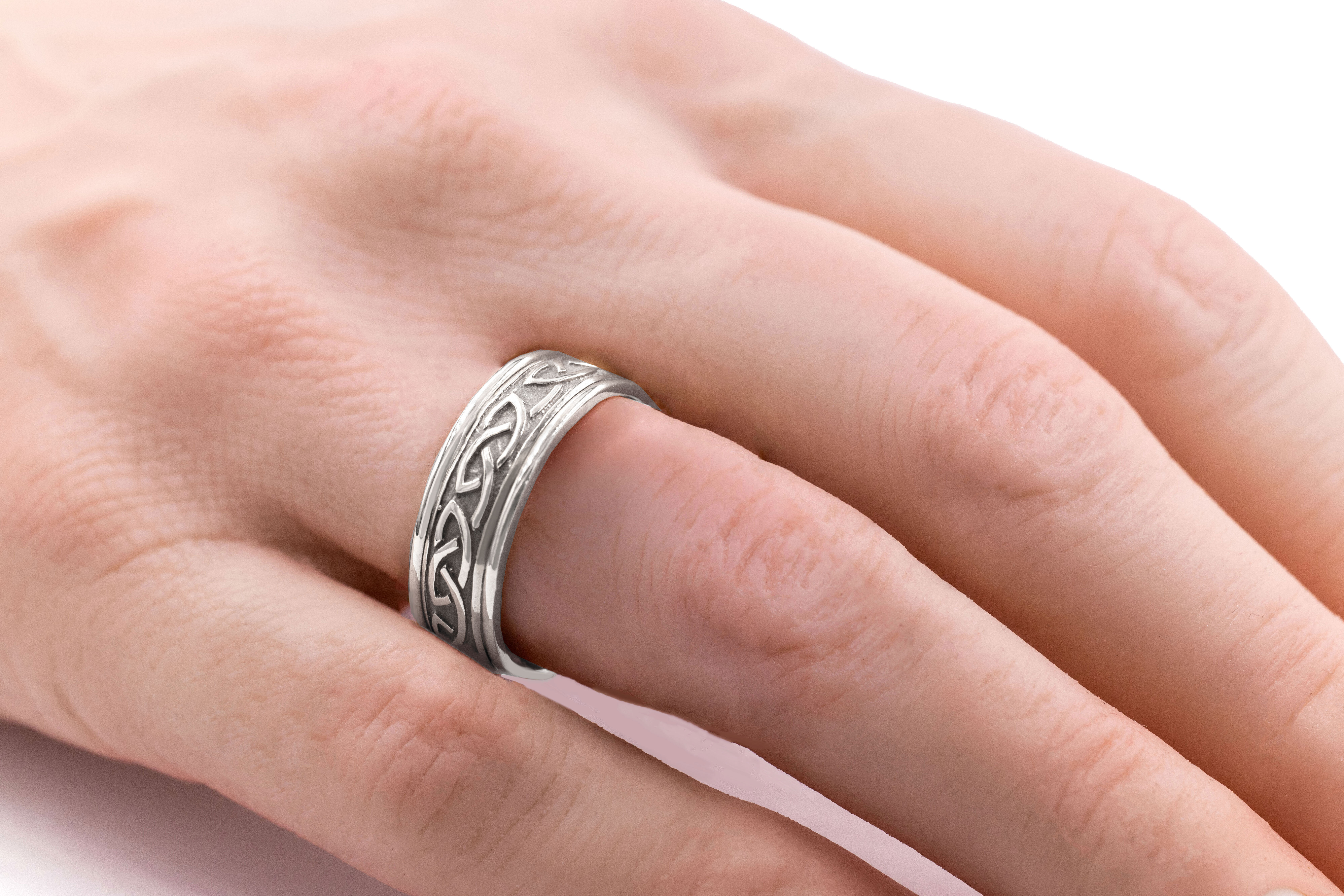 Luxurious Platinum Celtic Knot 8.0mm Ring - Model Photo