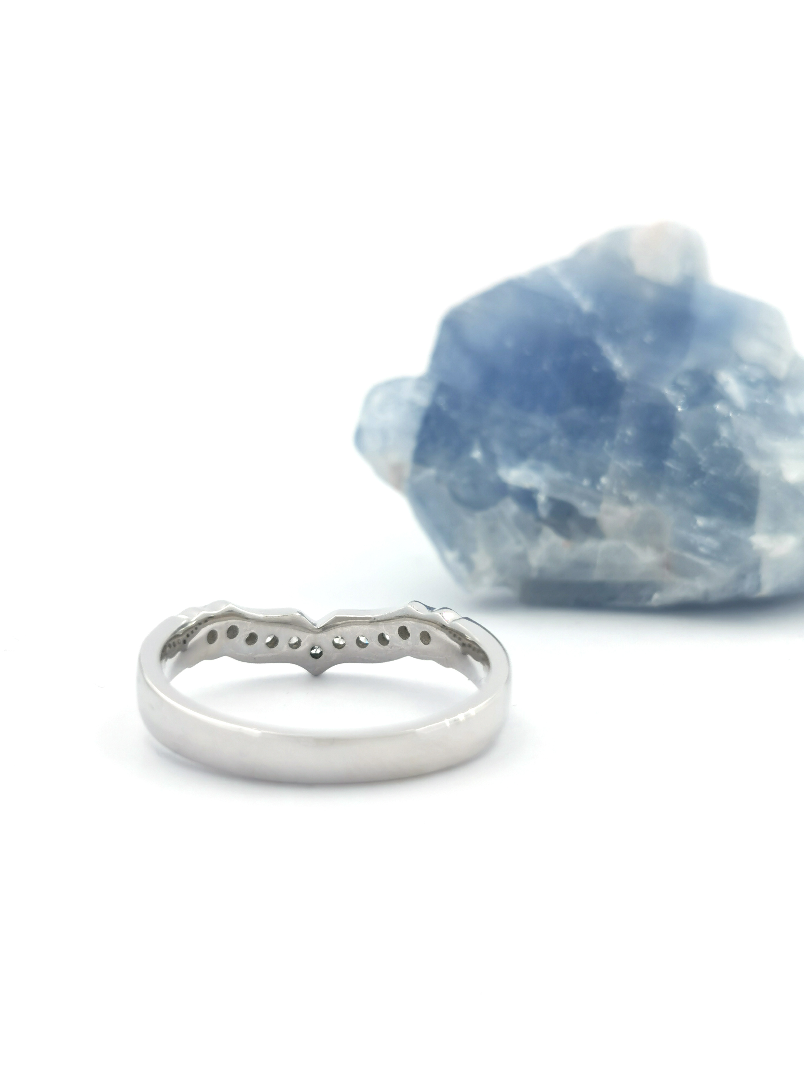 Womens Claddagh Ring in Real 14K White Gold. Picture Of The Back.