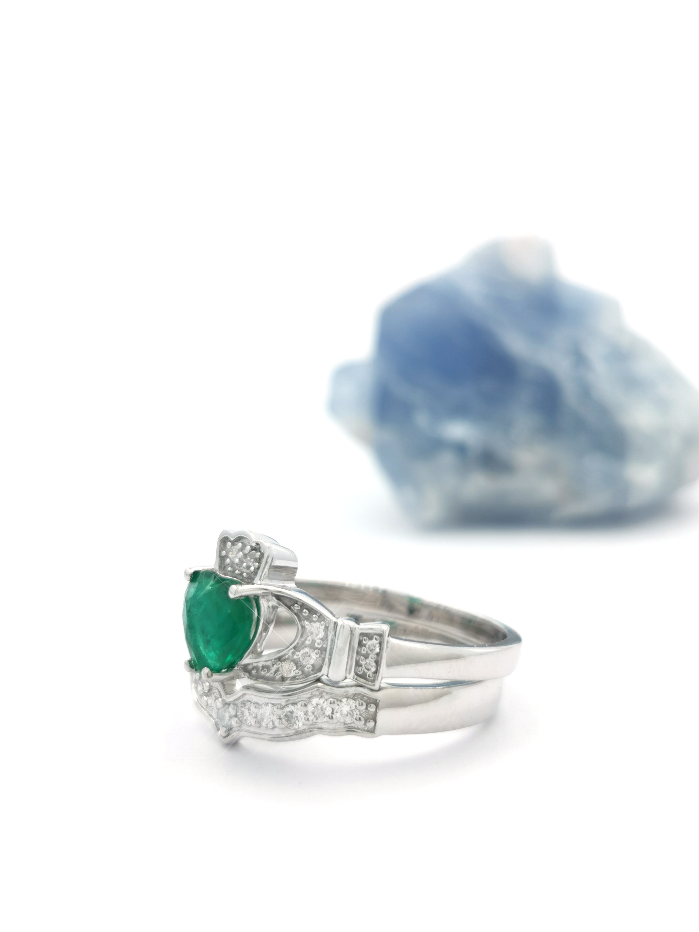 Womens White Gold Claddagh Engagement Ring. Side View.