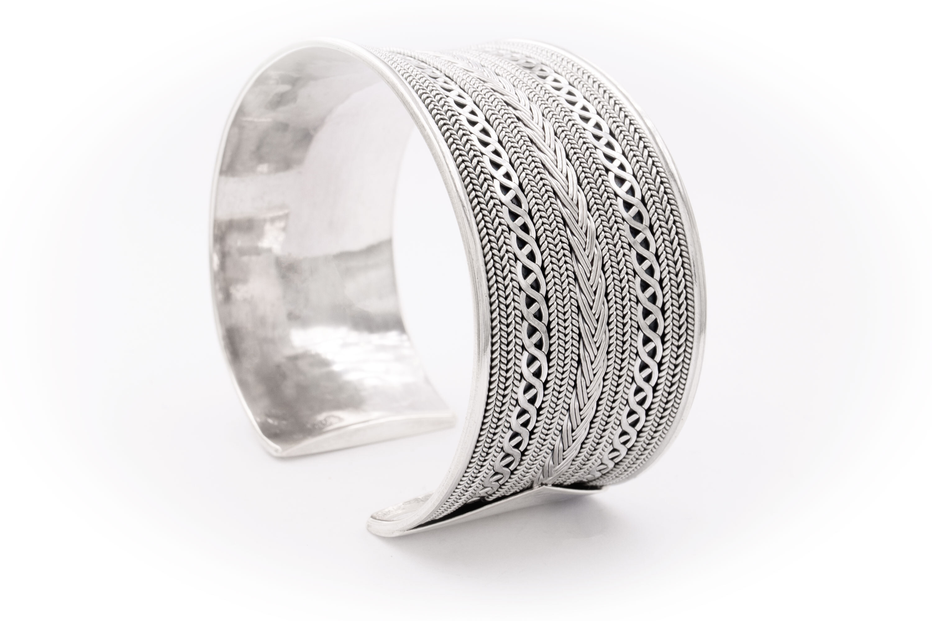 Womens Celtic Knot Bracelet in Sterling Silver