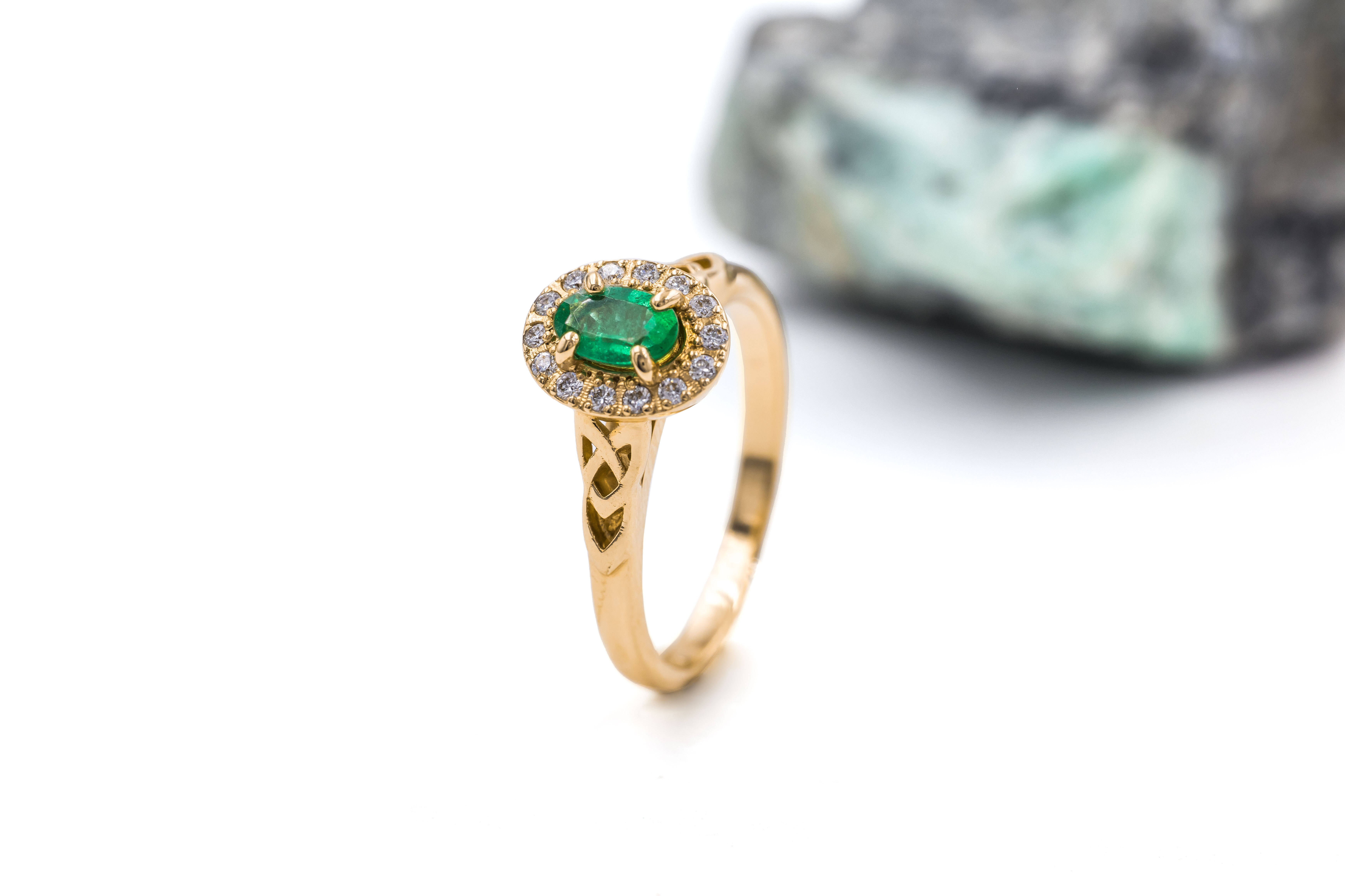 Authentic 18K Yellow Gold Trinity Knot & Celtic Knot Engagement Ring For Women With a Polished Finish. Side View.