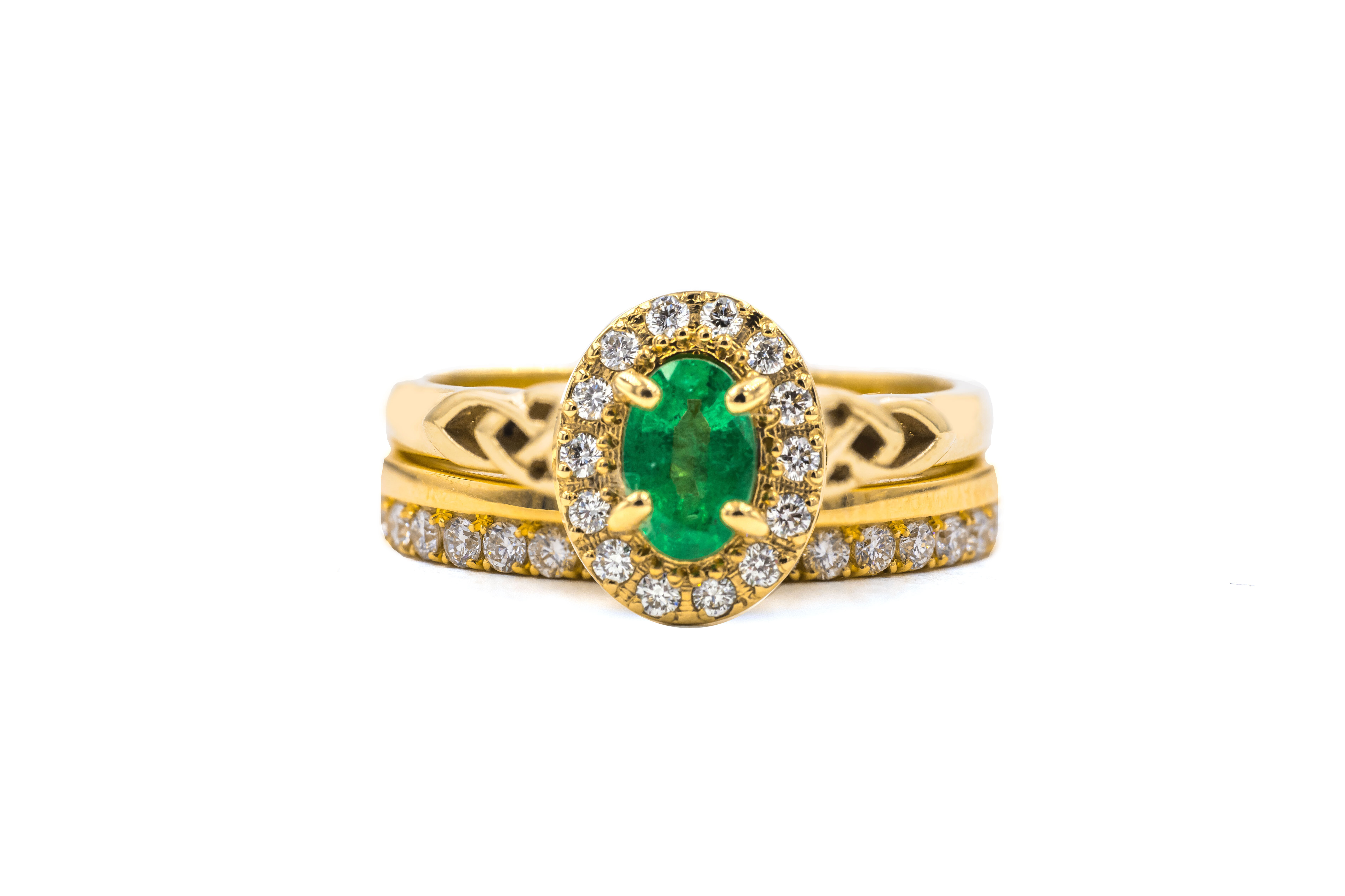 Attractive Yellow Gold Trinity Knot Ring With a Polished Finish For Women
