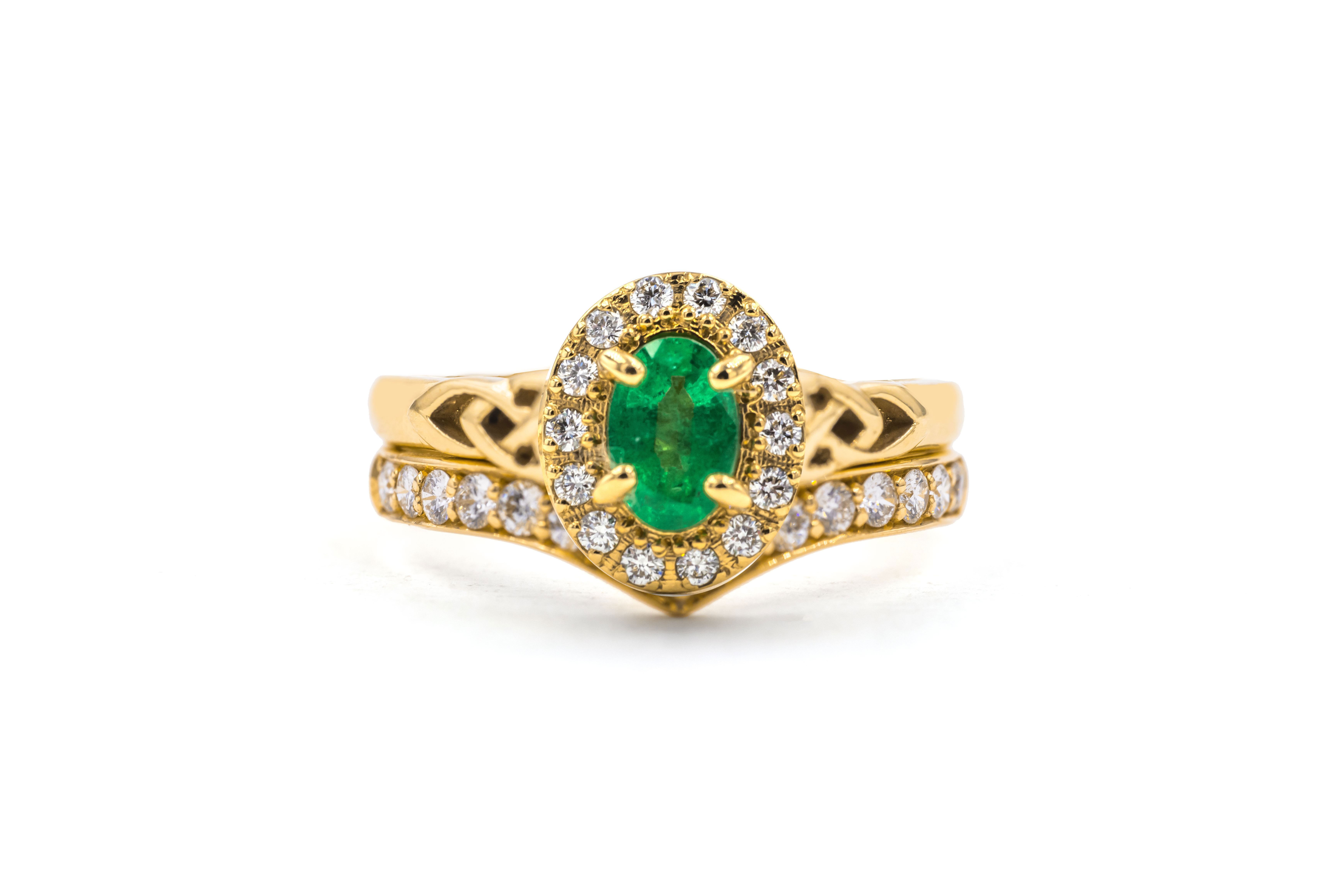 Womens Genuine Polished 18K Yellow Gold Trinity Knot & Celtic Knot 0.50ct Natural Emerald Ring