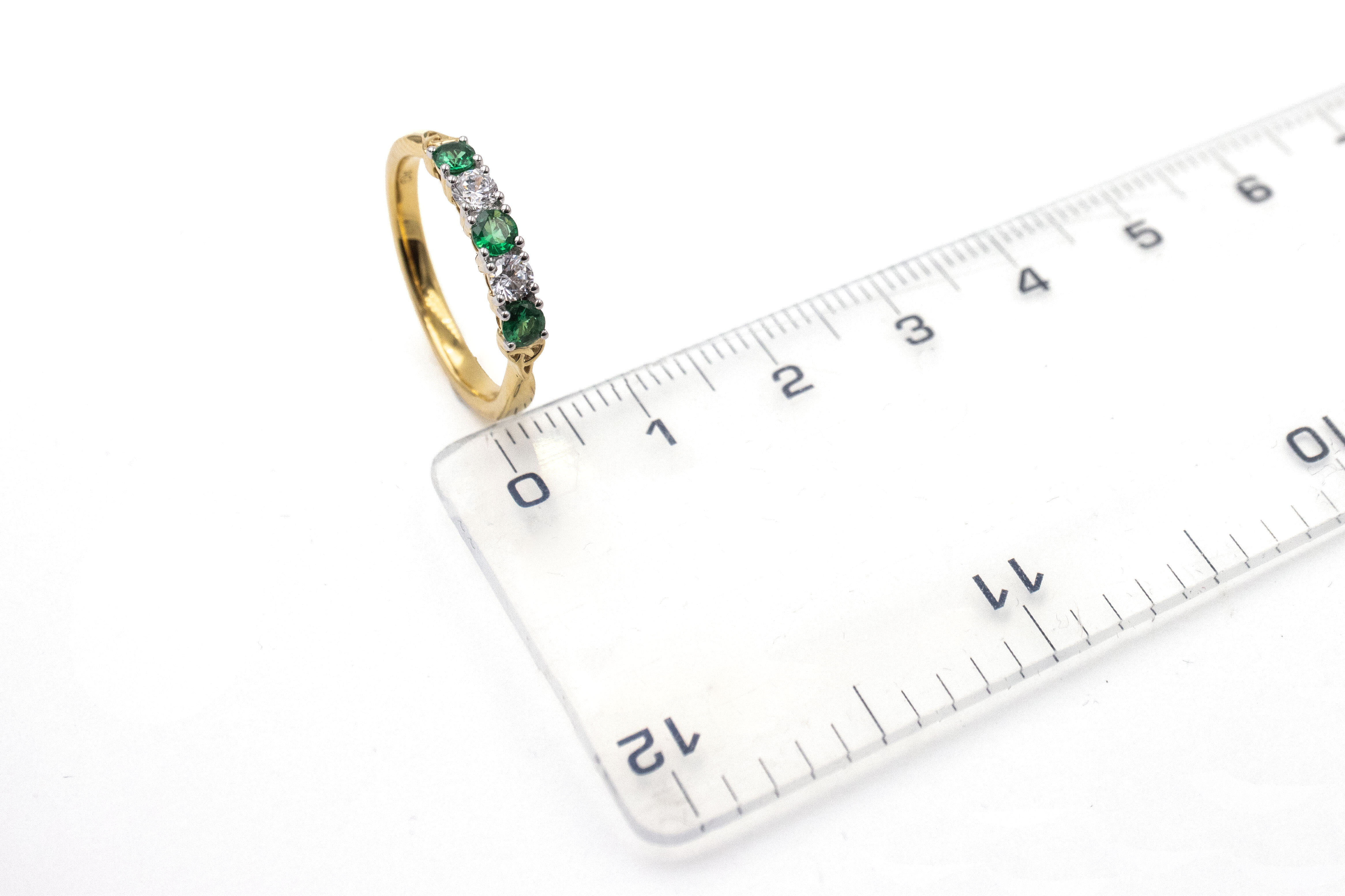 Gorgeous Yellow Gold Trinity Knot 3.0mm Ring For Women With a Polished Finish