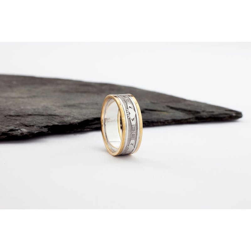 Triple Emboss Band Spin Ring in Gold/Silver Size 8 Triple Emboss Band Spin Ring in Gold/Silver Size 8