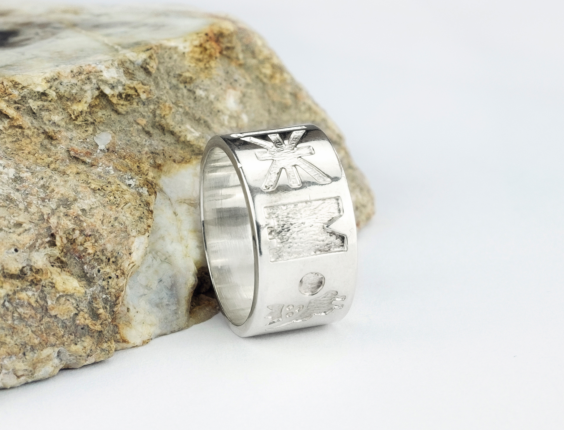 Heirloom Sterling Silver History Of Ireland Ring For Women