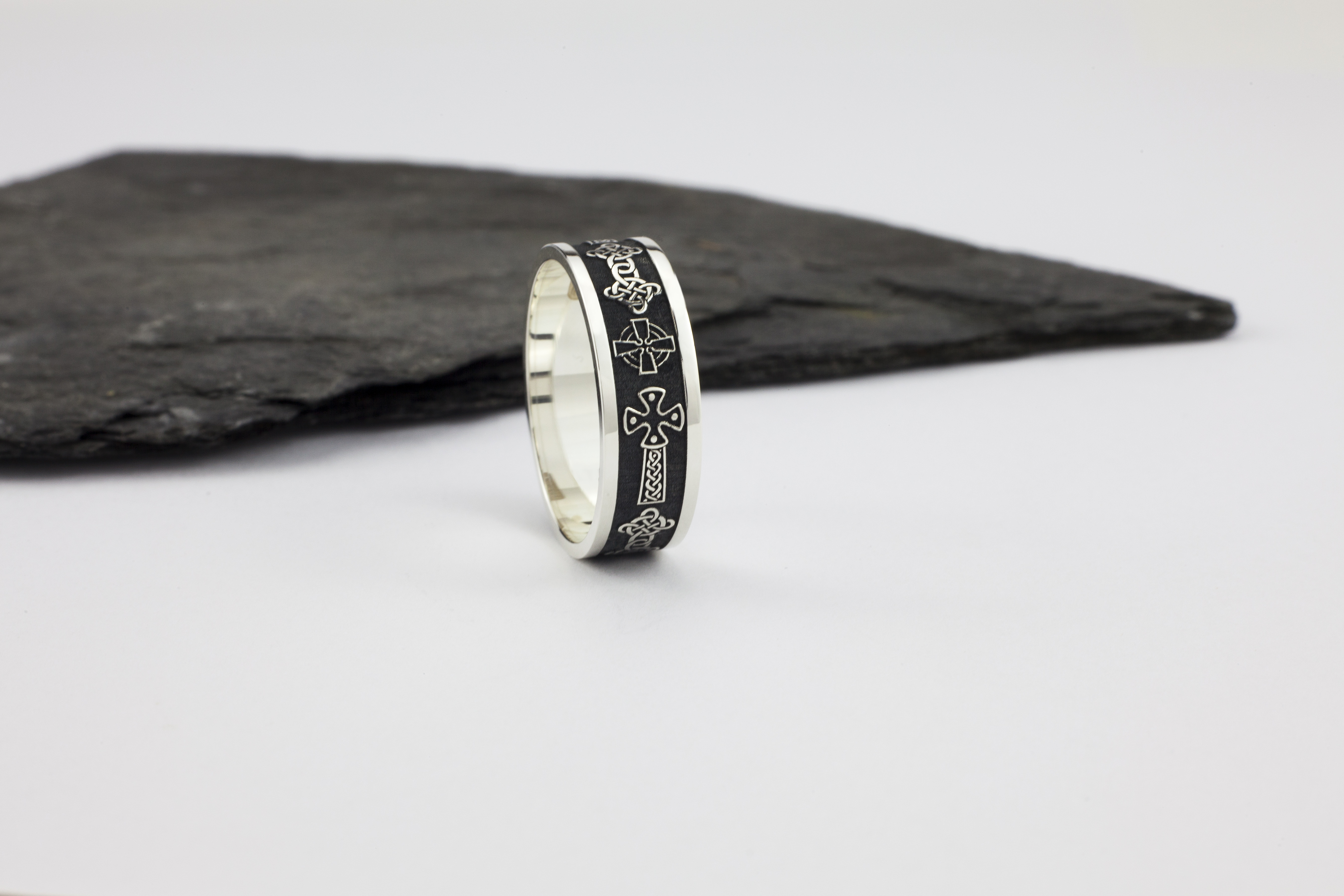 Attractive Sterling Silver Celtic Cross Wedding Ring With a Oxidised Finish For Men