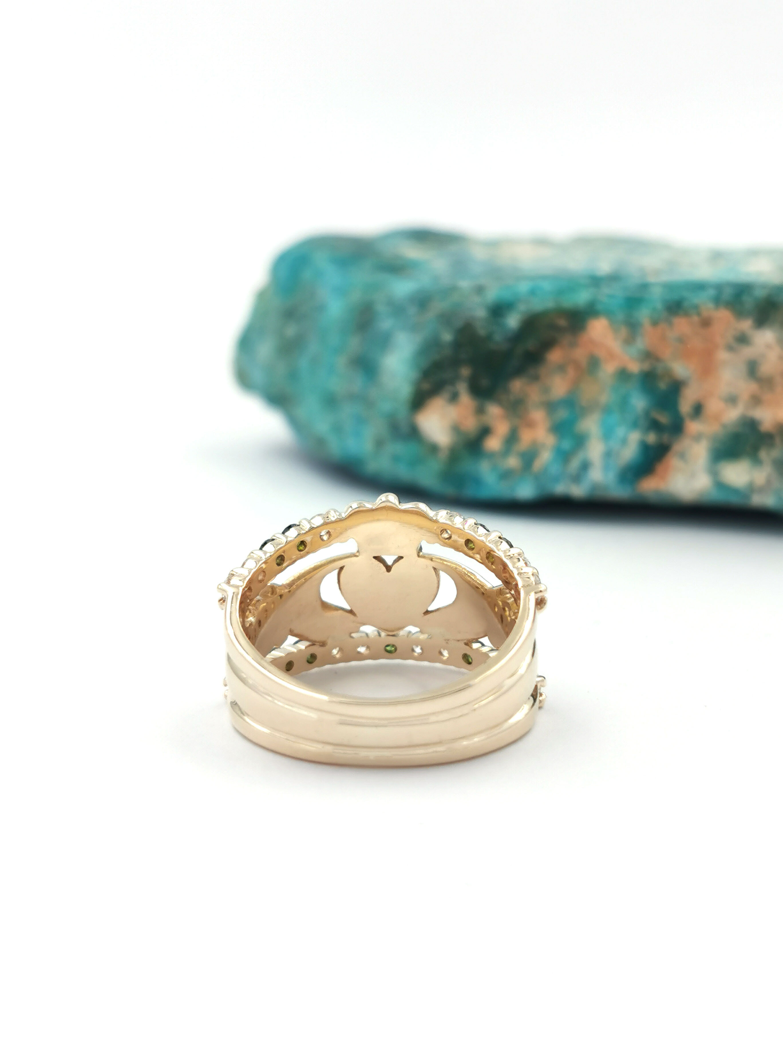 Romantic 14K Yellow Gold Claddagh 12.0mm Ring For Women. Picture Of The Back.