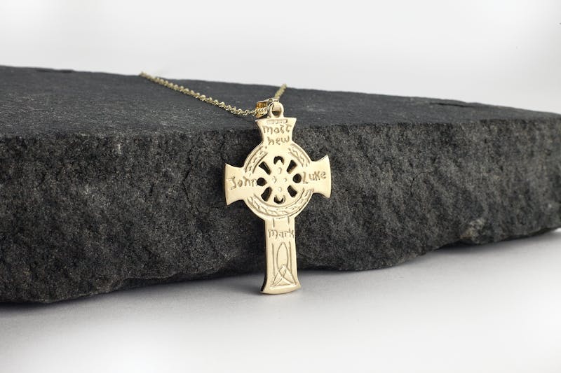 Gorgeous 14K Yellow Gold Celtic Cross Necklace. Picture Of The Reverse Side.