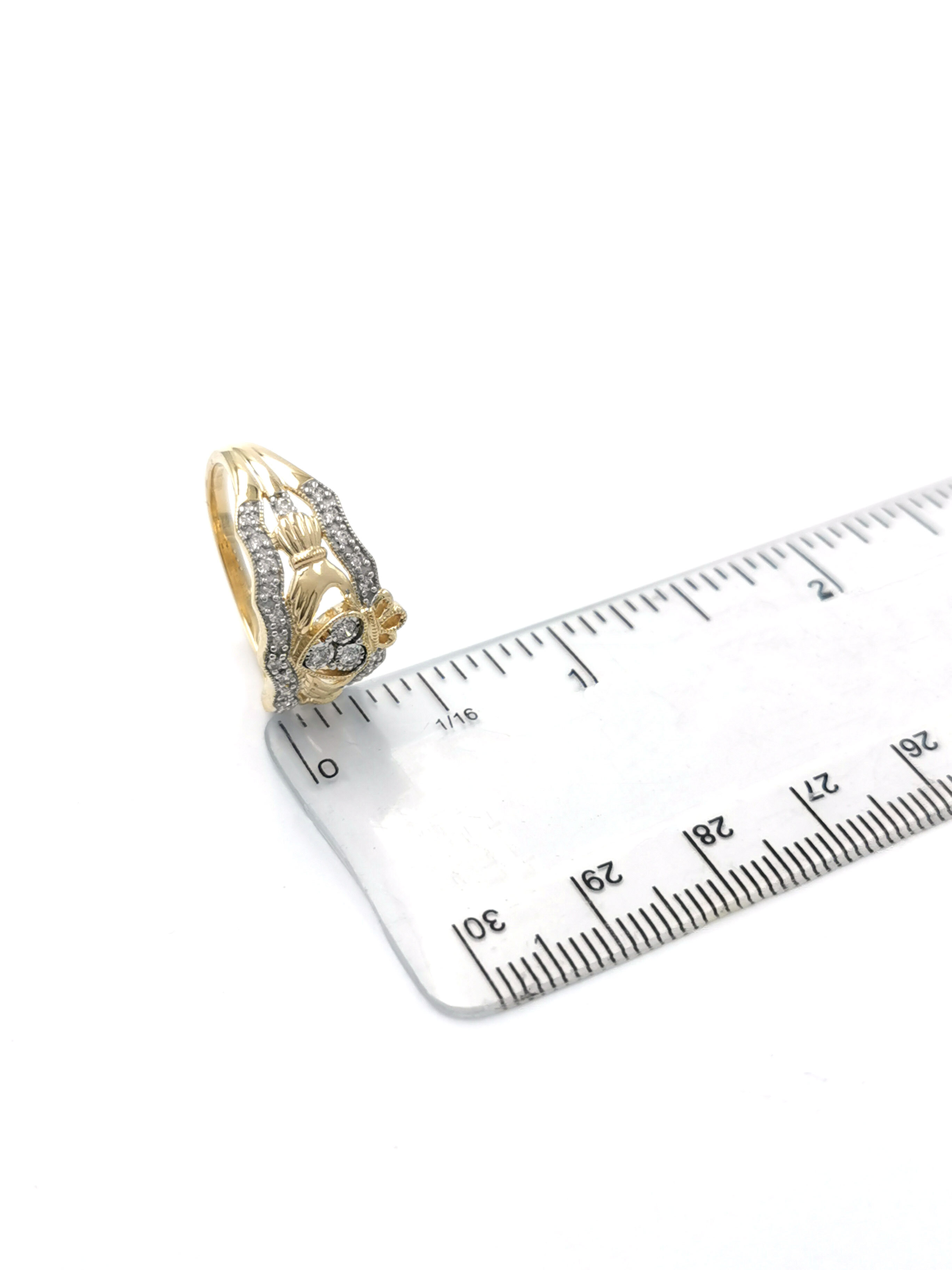 Womens Yellow Gold Claddagh Engagement Ring