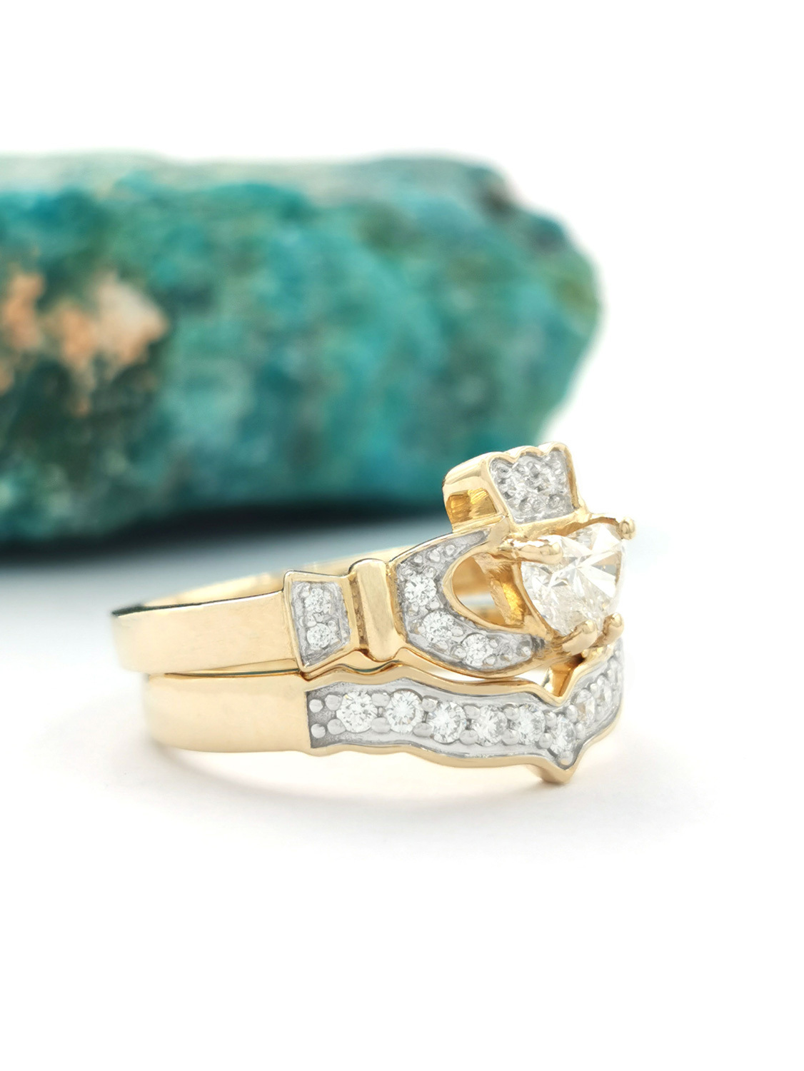 Striking Yellow Gold Claddagh Ring For Women With a Polished Finish