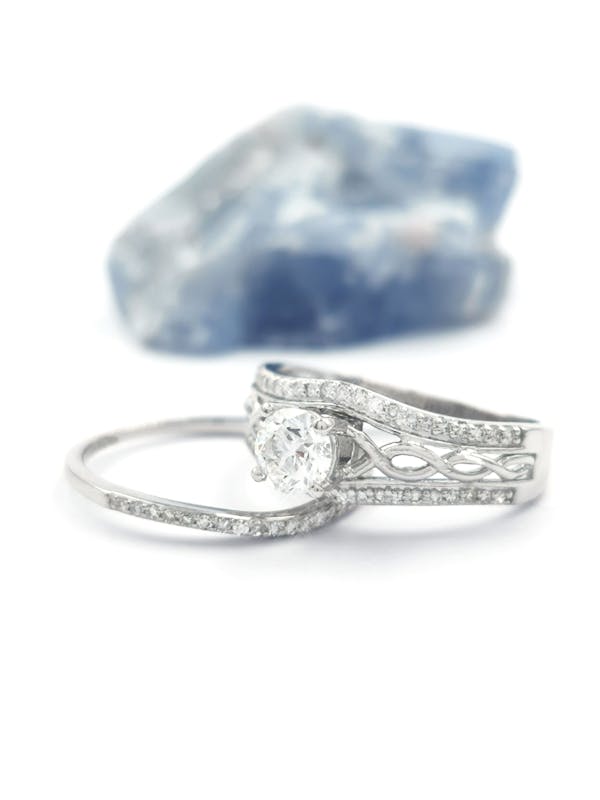 Celtic Knot - Lab grown diamond ring and matching natural diamond band