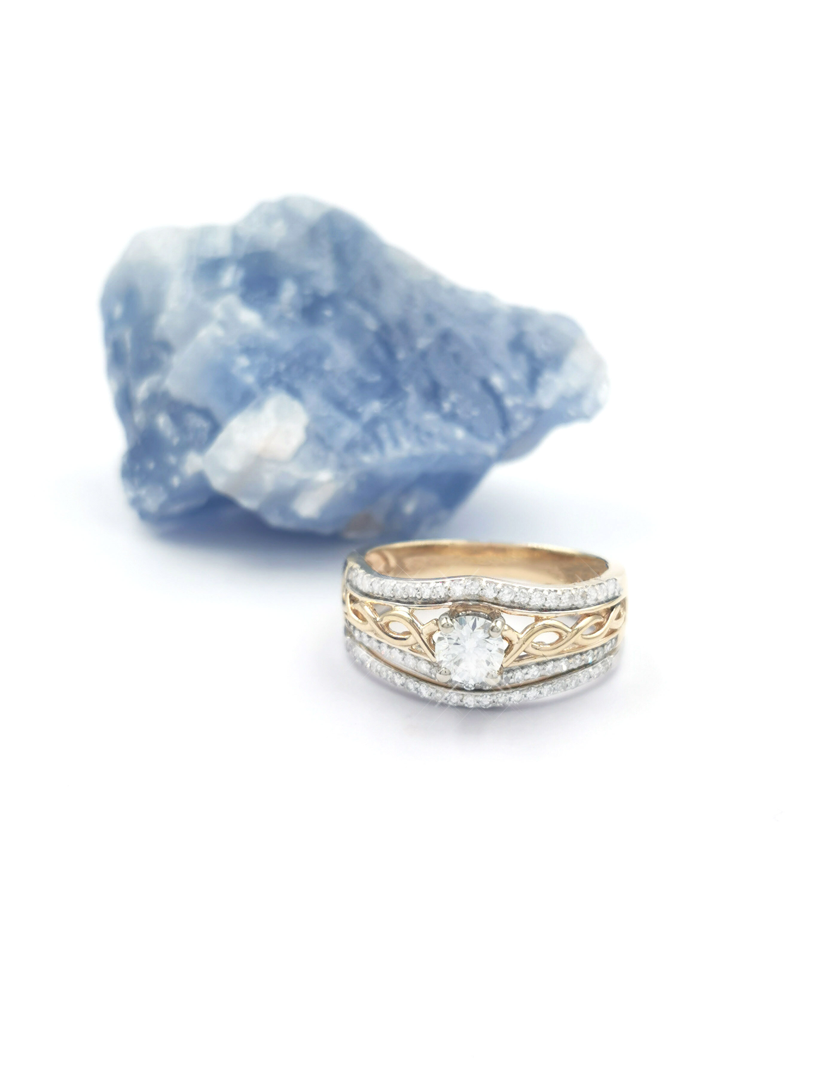 Womens 14K Yellow Gold Celtic Knot 0.33ct Natural Diamond Ring