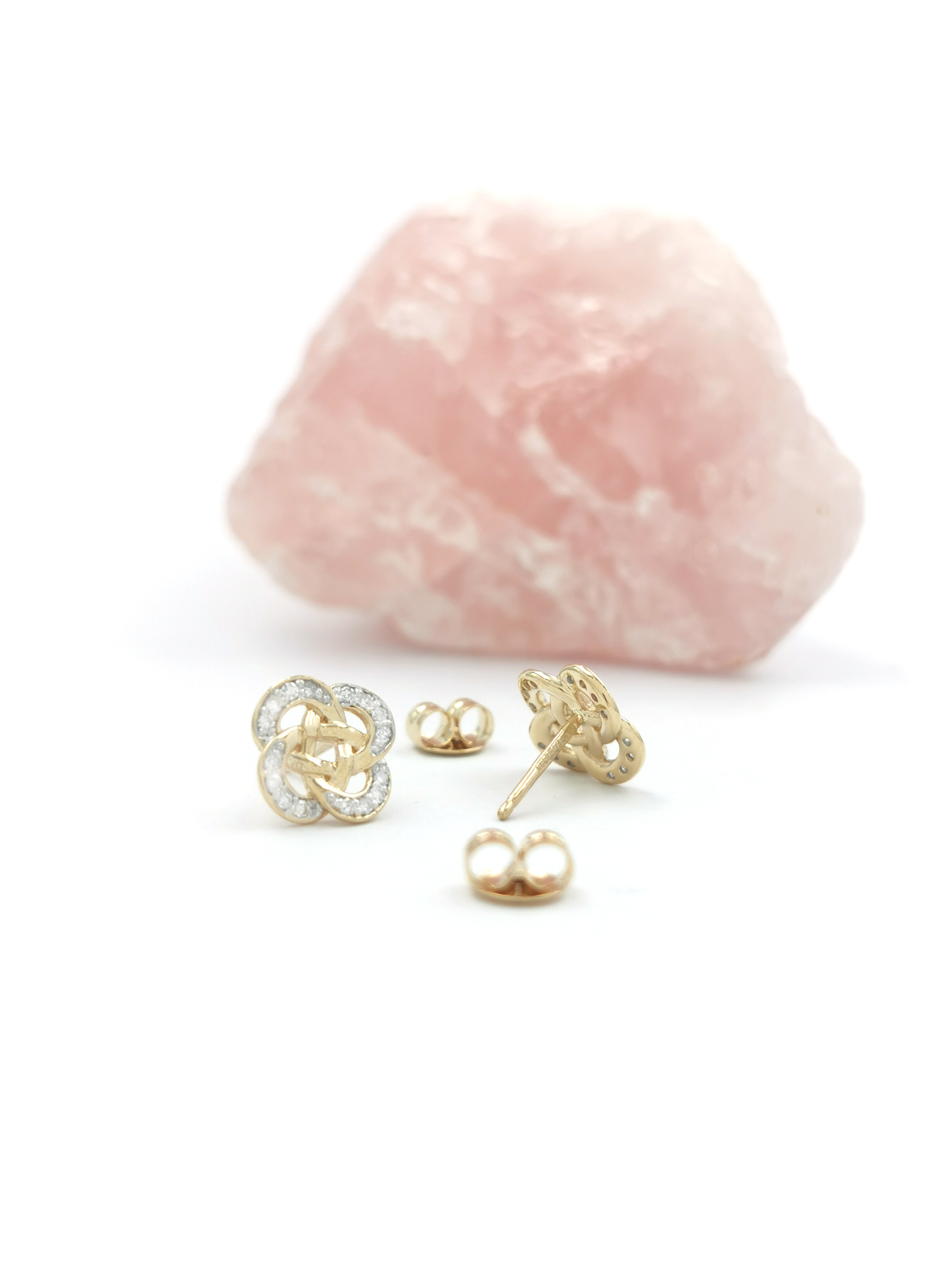 Womens Irish Polished 14K Yellow Gold Celtic Knot Gift Set. Picture Of The Back.