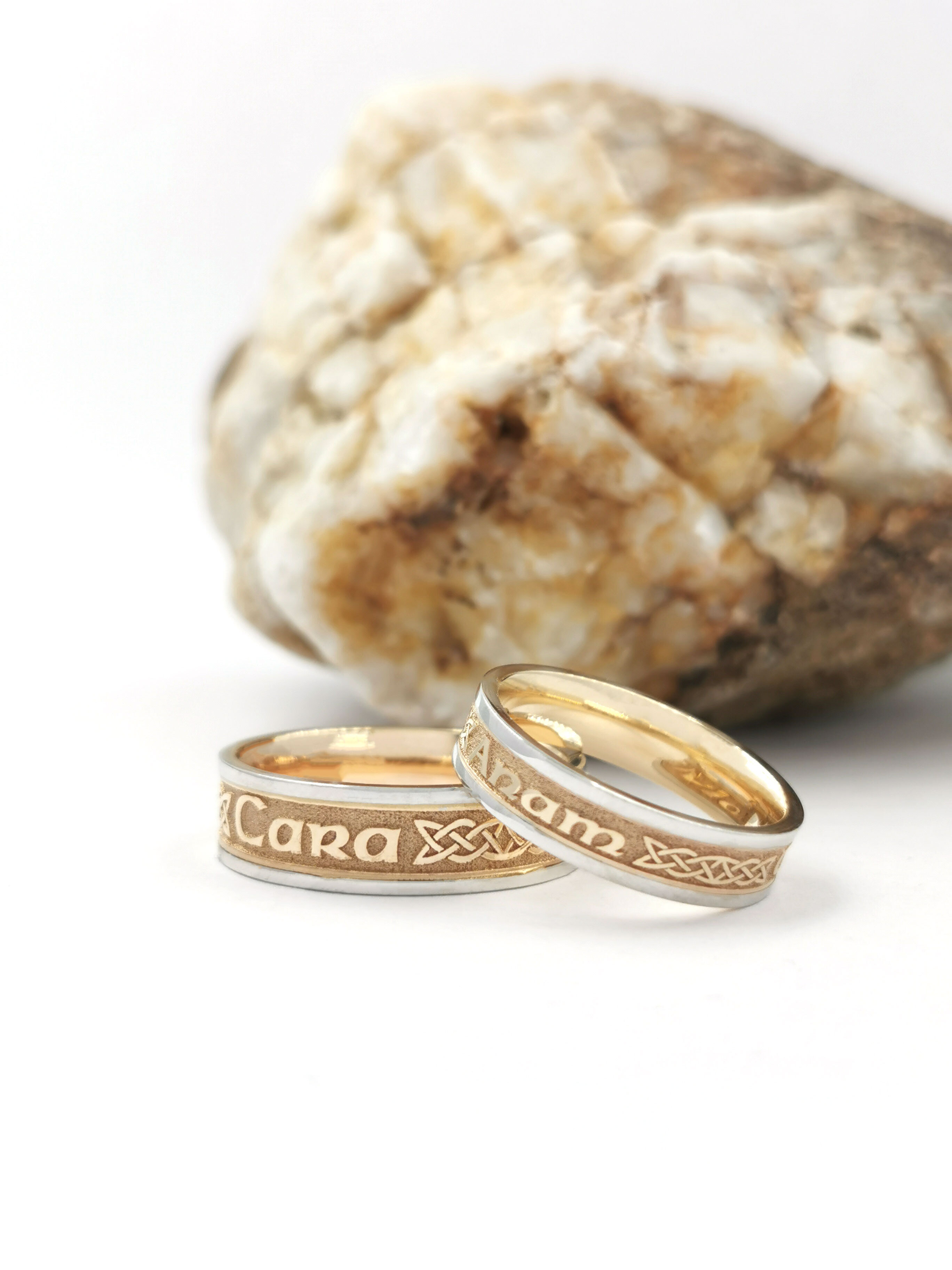 Romantic 10K Yellow Gold & White Gold Mo Anam Cara & Gaelic 5.0mm Ring For Women