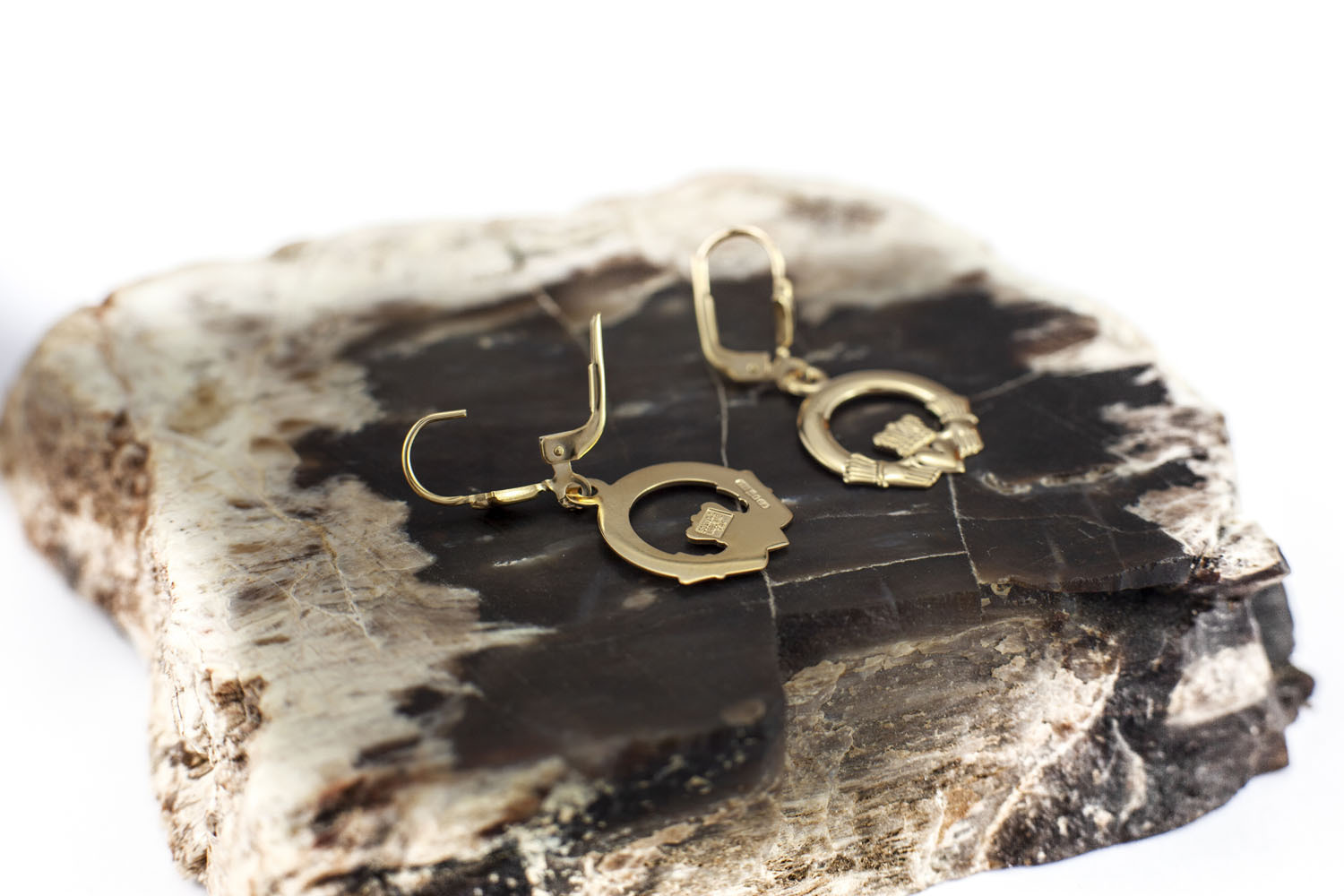 Luxurious Yellow Gold Claddagh Earrings For Women