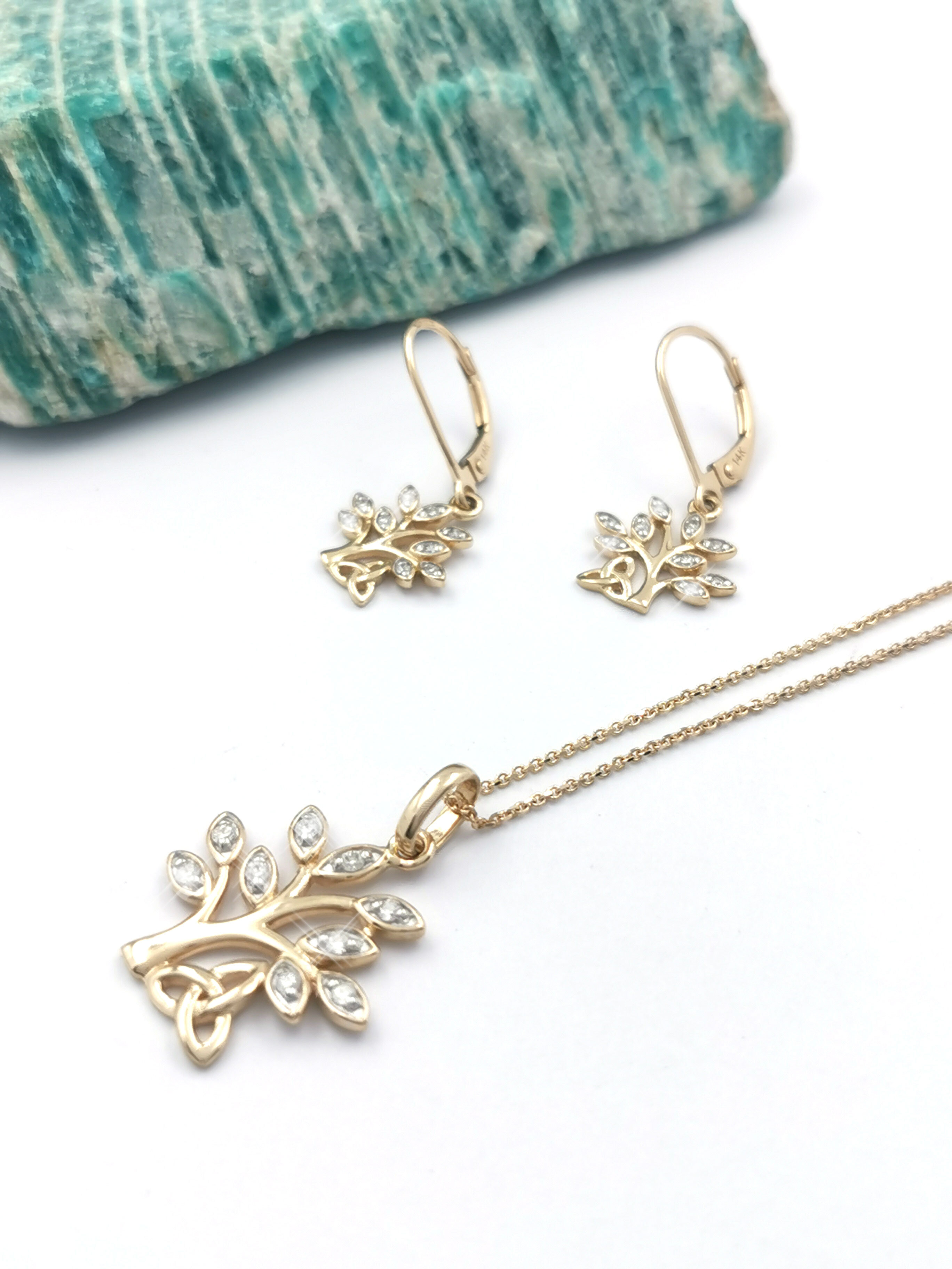 Womens Irish 14K Yellow Gold Tree of Life Necklace