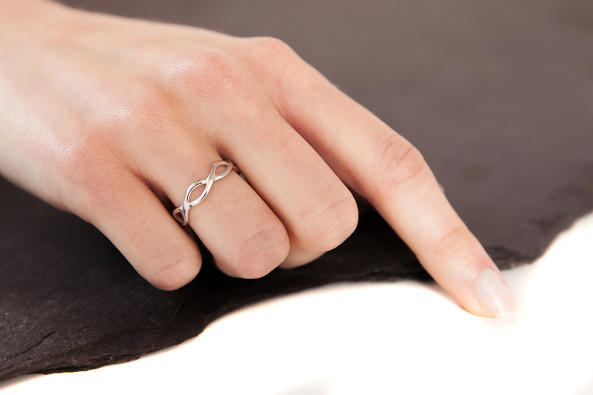 Polished 10K White Gold Celtic Knot Gift Set - Model Photo