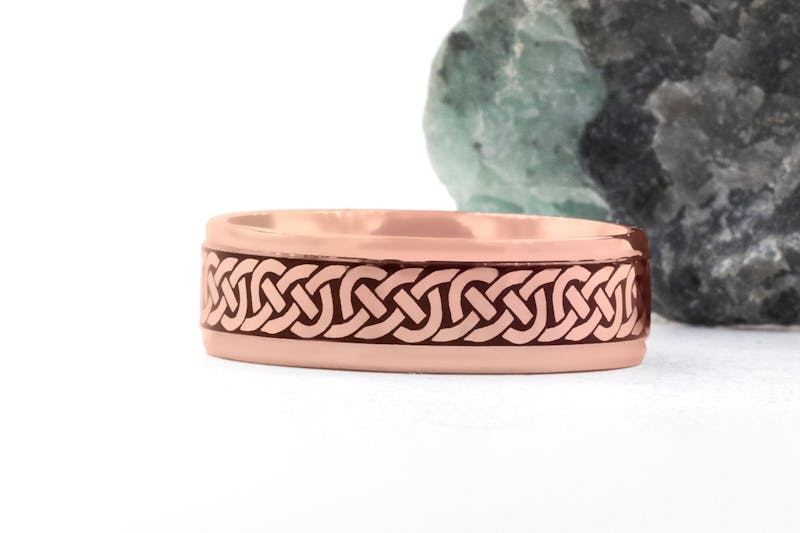 Attractive 18K Rose Gold Celtic Knot 7.0mm Ring With a Cerin Finish