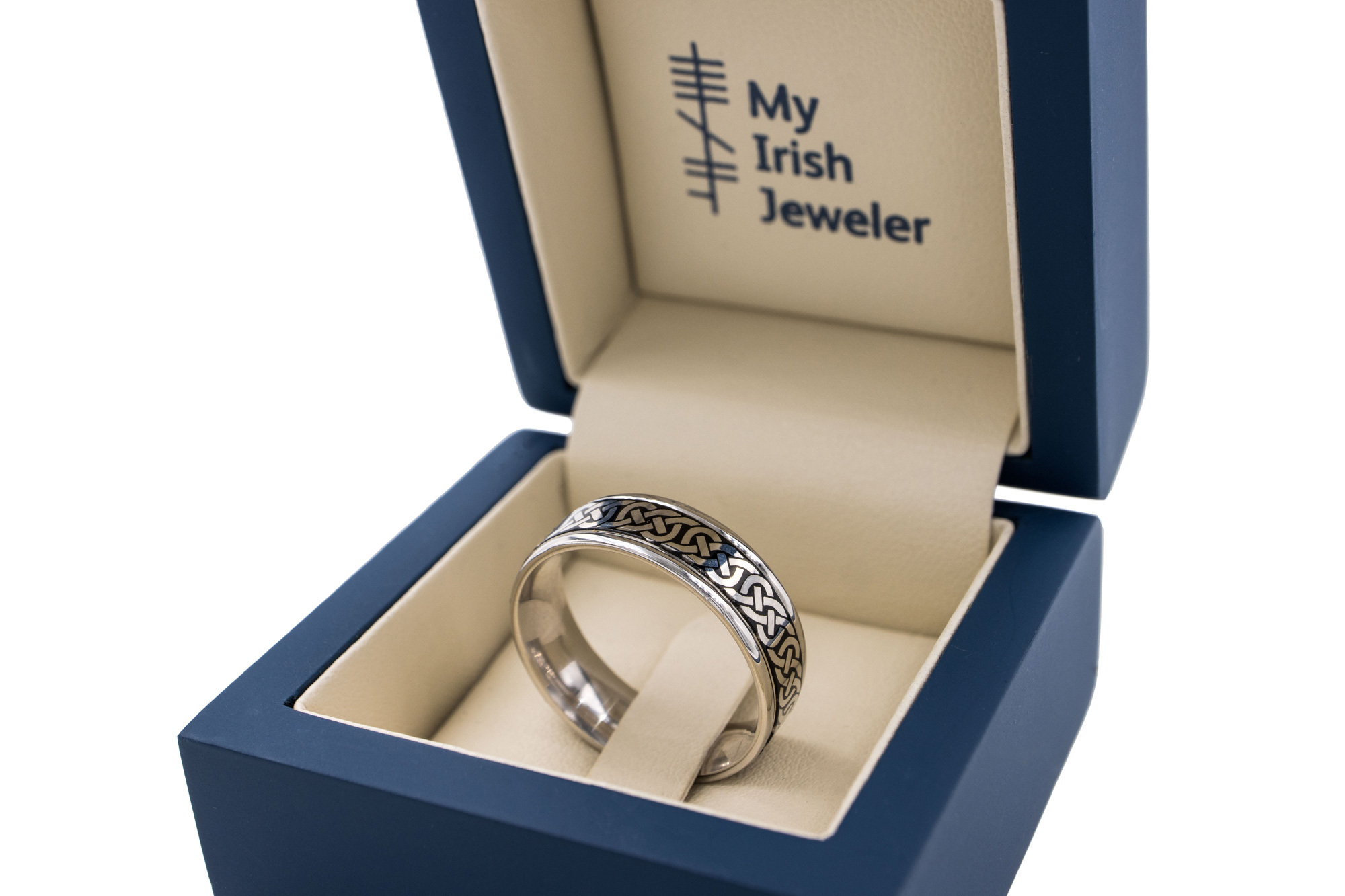Luxurious Platinum Celtic Knot 5.0mm Ring With a Cerin Finish. In Luxury Packaging.
