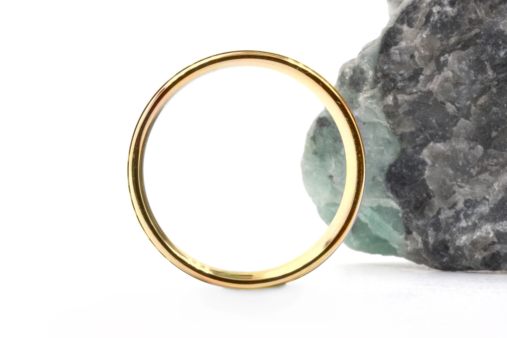 Cerin Celtic Knot 5.0mm Ring in Real Yellow Gold