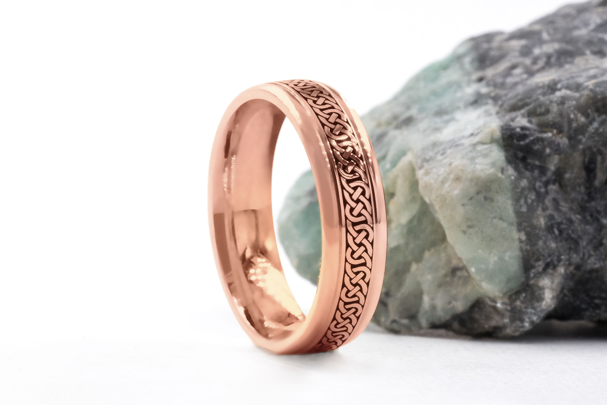 Celtic Knot 7.0mm Ring in 18K Rose Gold With a Cerin Finish
