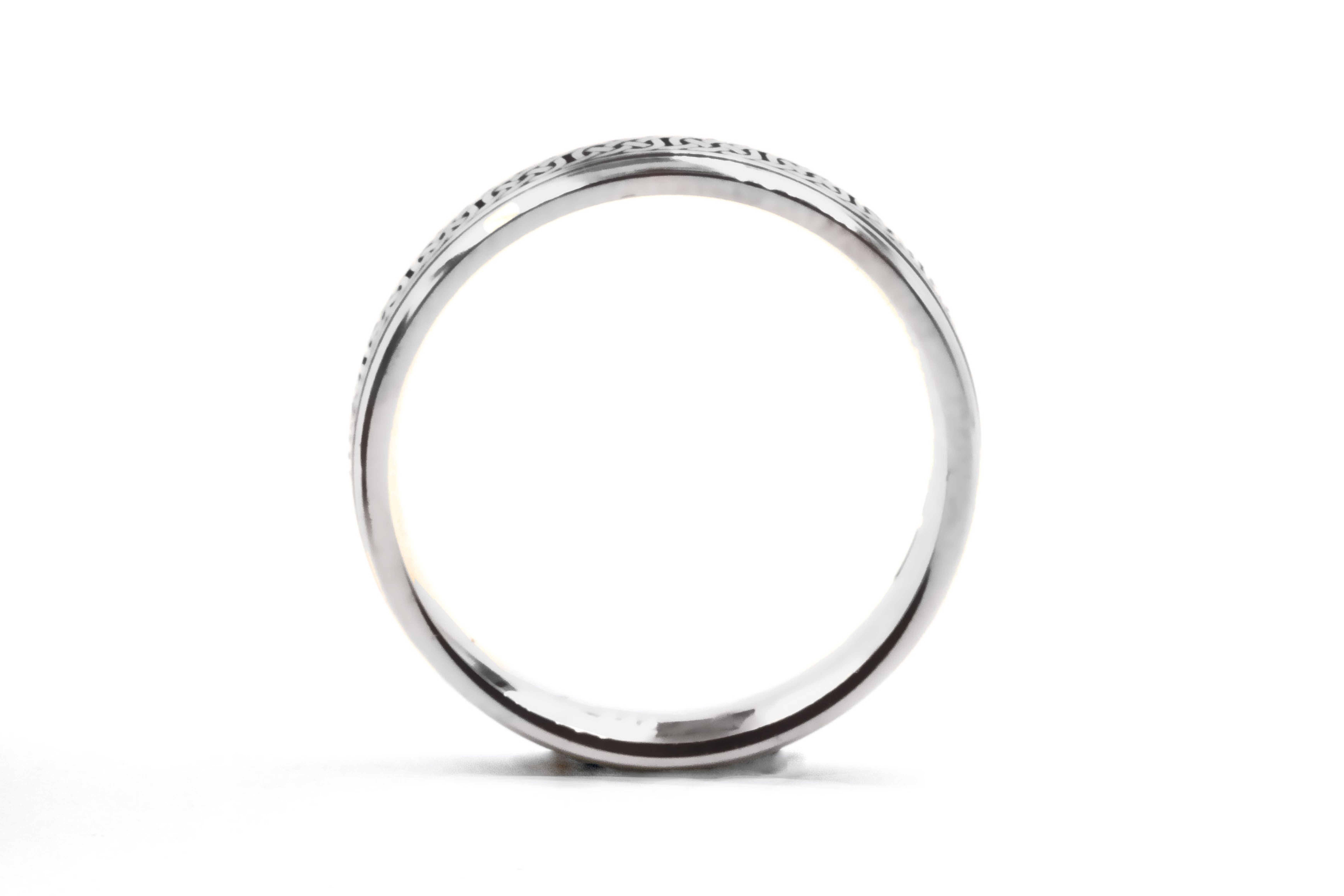 Cerin Platinum Celtic Knot 5.0mm Ring