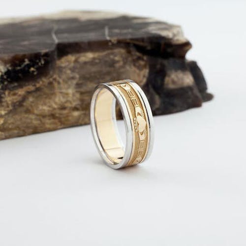 The claddagh ring: a symbol of love, loyalty and friendship The Claddagh Ring: A Symbol of Love, Loyalty and Friendship