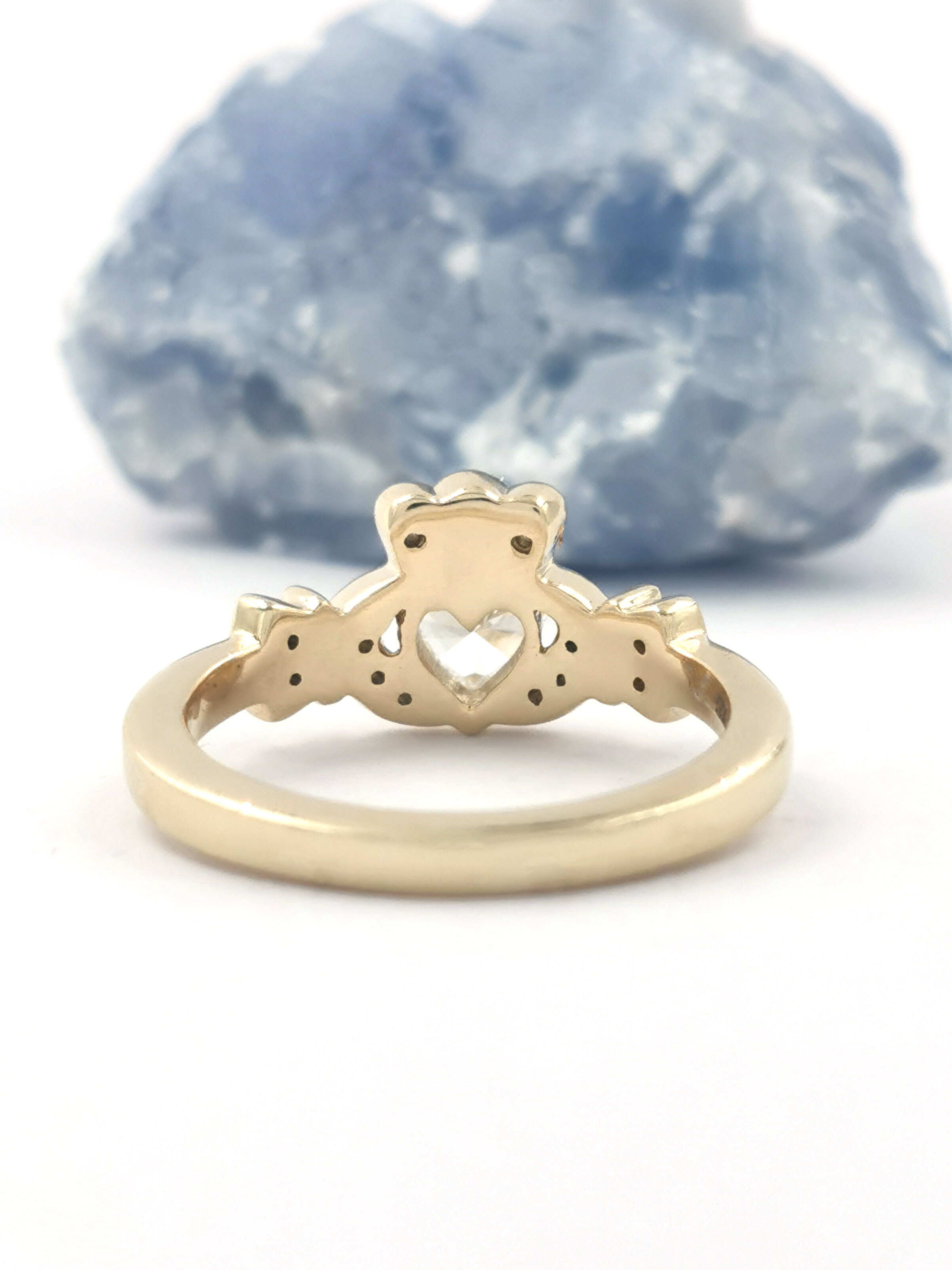 Womens Yellow Gold Claddagh Engagement Ring. Picture Of The Back.
