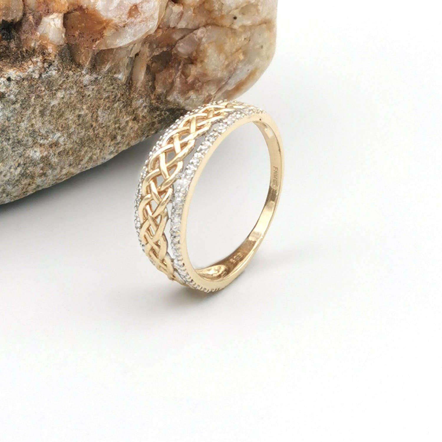 gold celtic knot ring